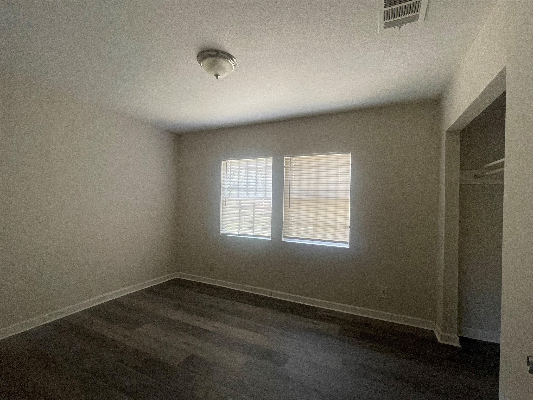 10509 Fairland Drive Property Photo 5