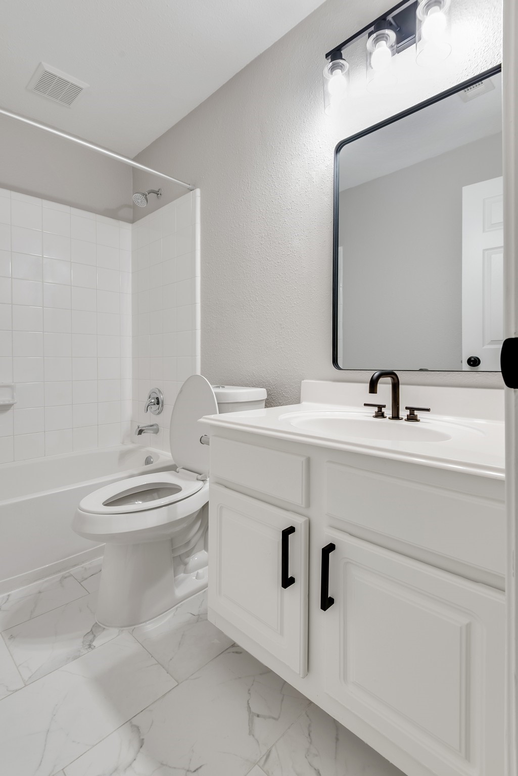 11714 Pinos Altos Drive Property Photo 16