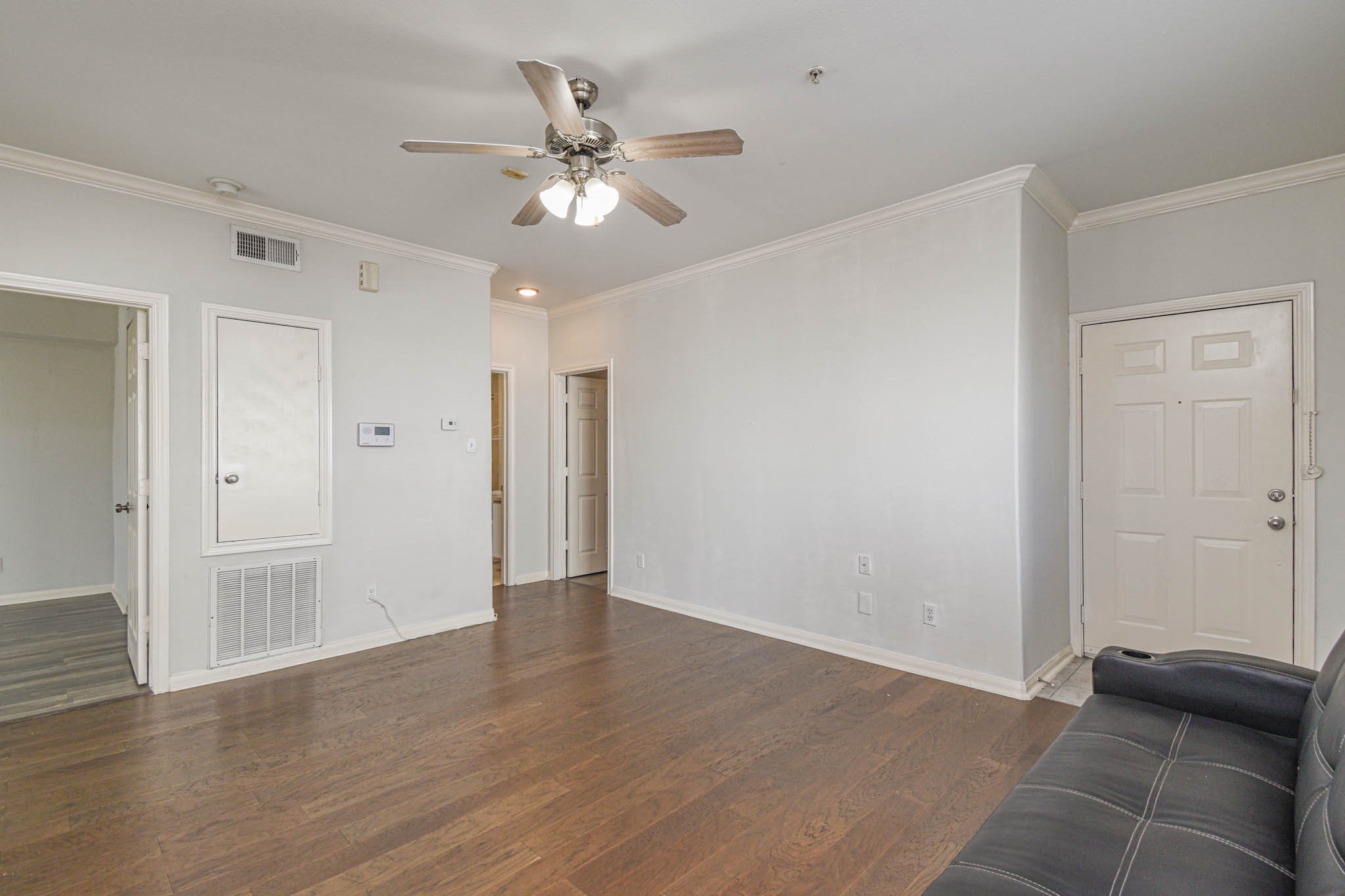 6289 Wilcrest Drive 5203 Property Photo 4