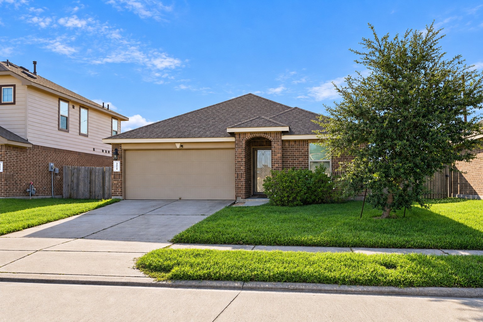8218 Oakleaf Meadow Court Property Photo 1