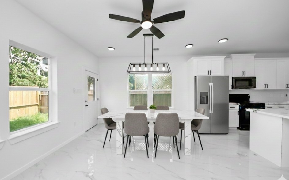 8023 Brandon Street Property Photo 1