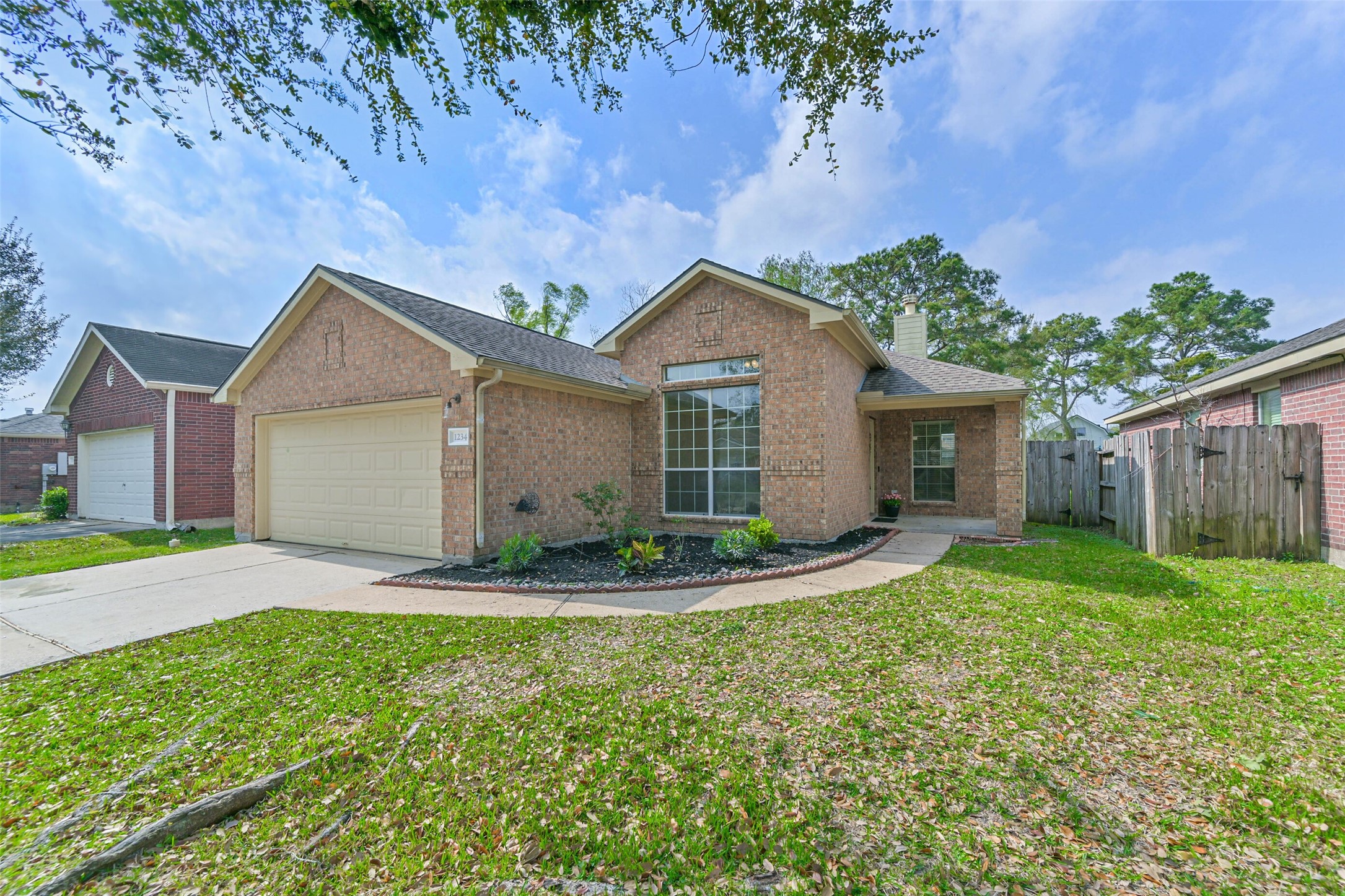 1234 Halls Bridge Property Photo