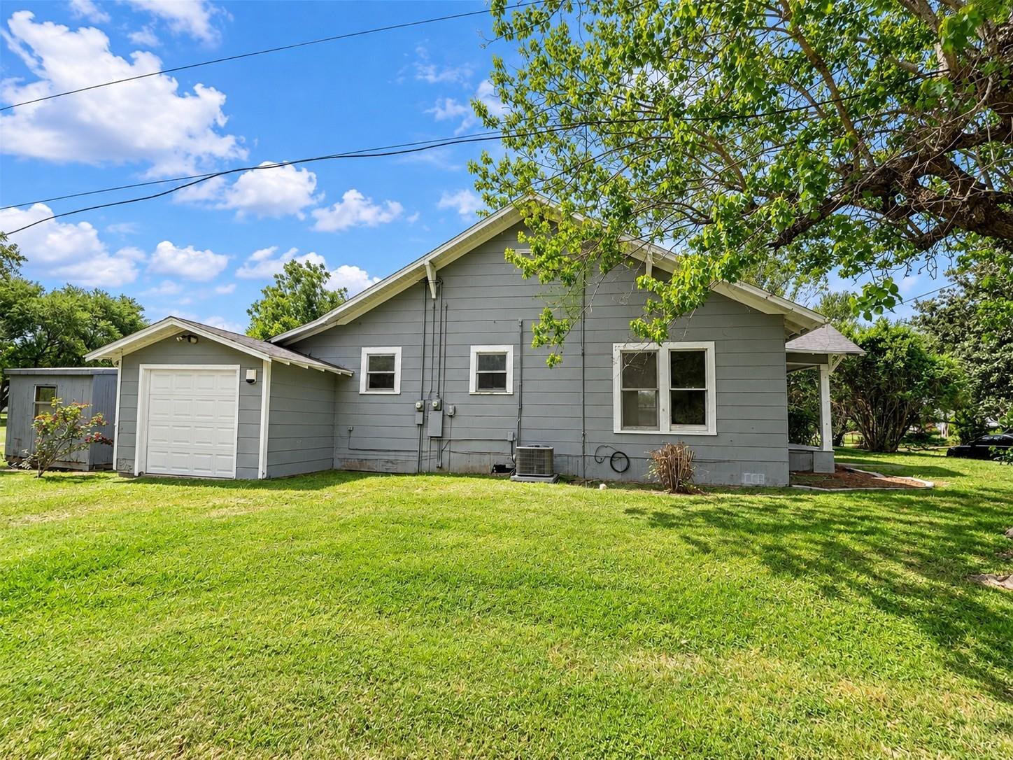 716 Olive Street Property Photo 12
