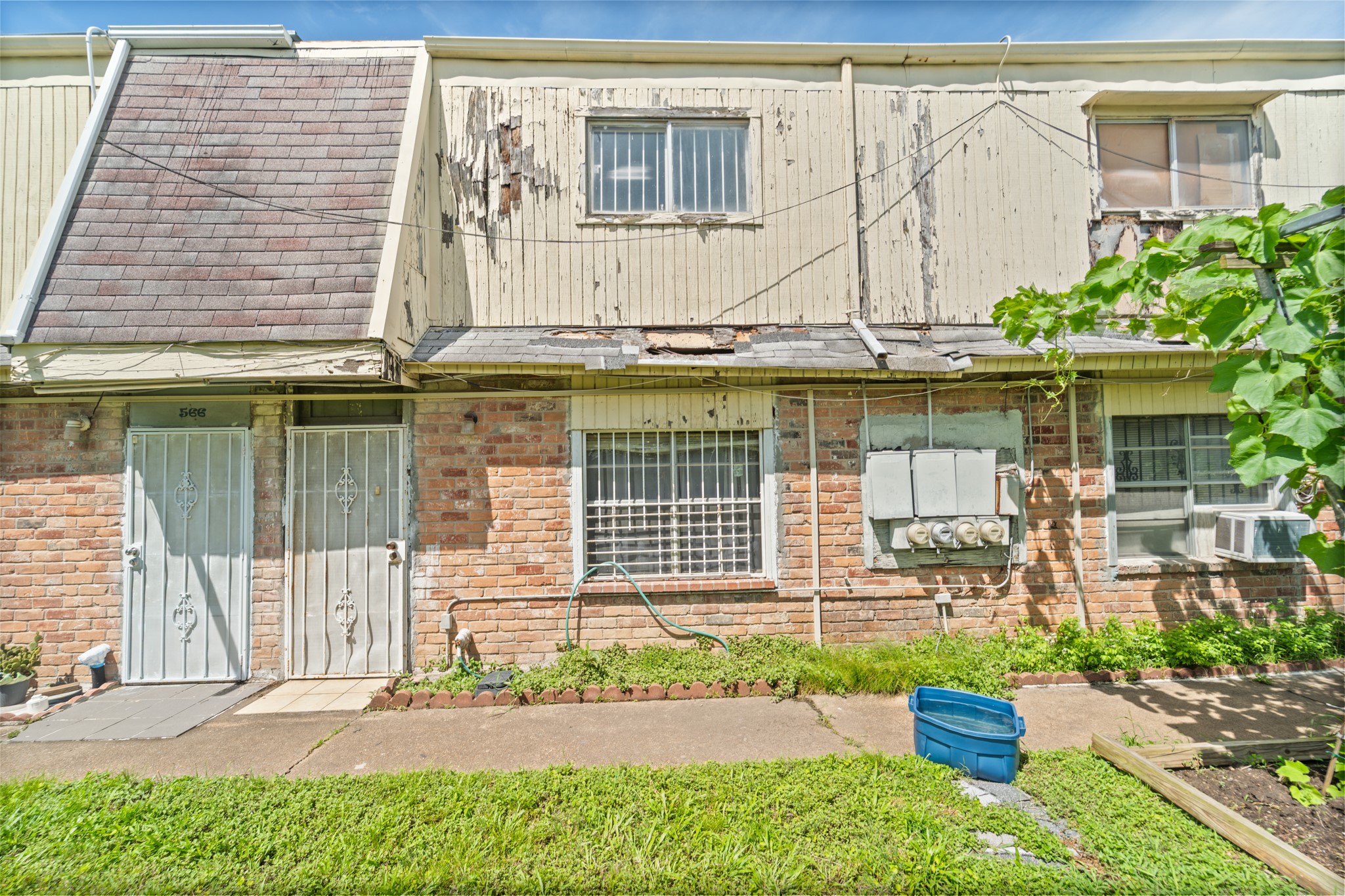 5700 Brookglen Drive 565 Property Photo 1
