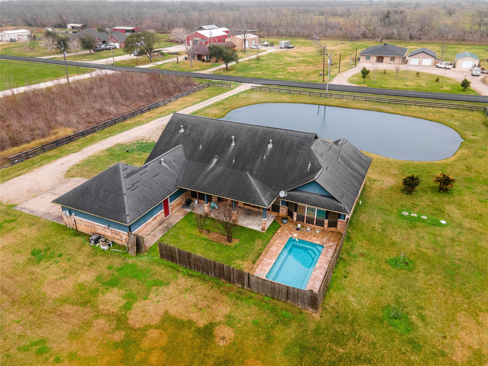 9605 County Road 405 Property Photo 4