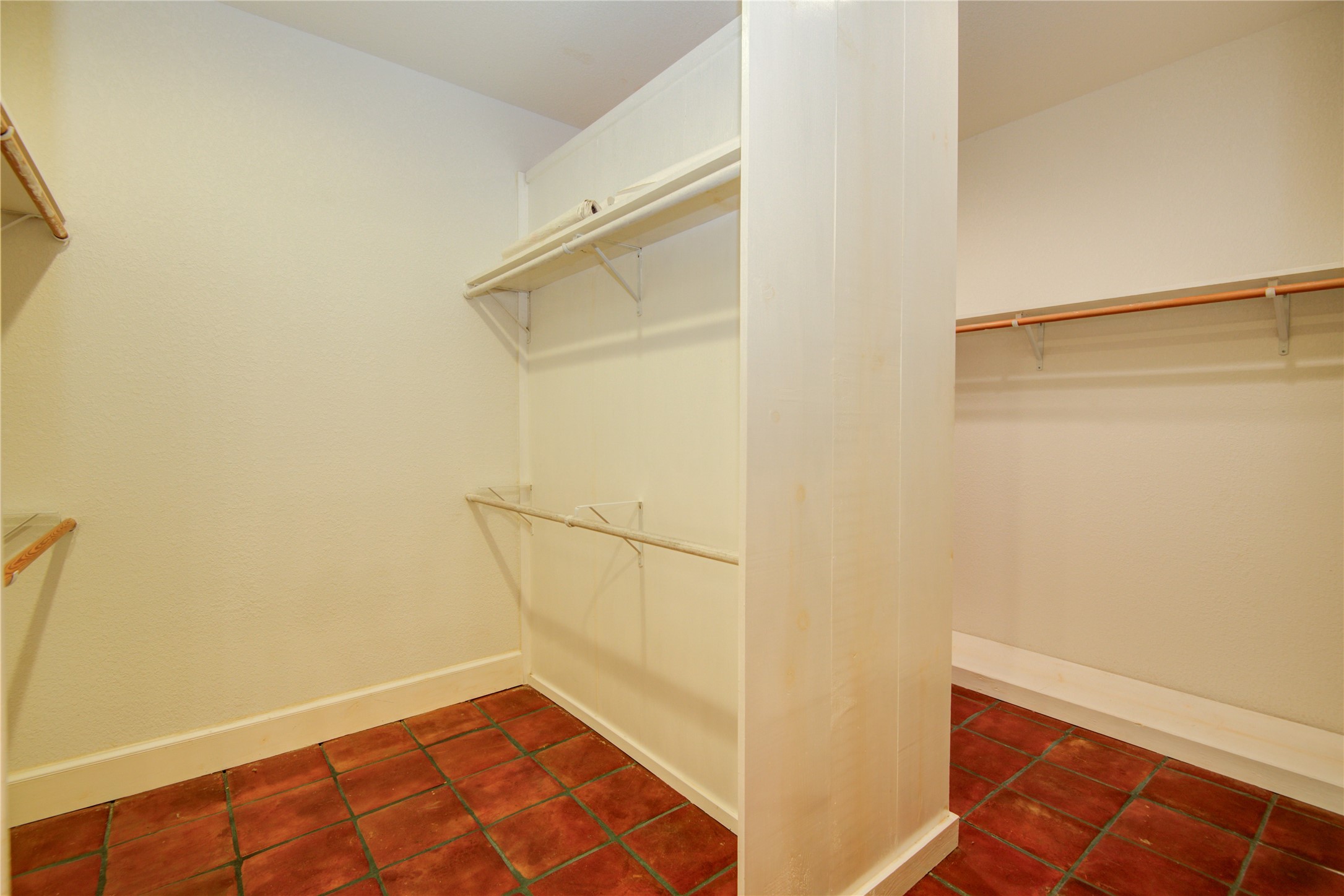 9605 County Road 405 Property Photo 14