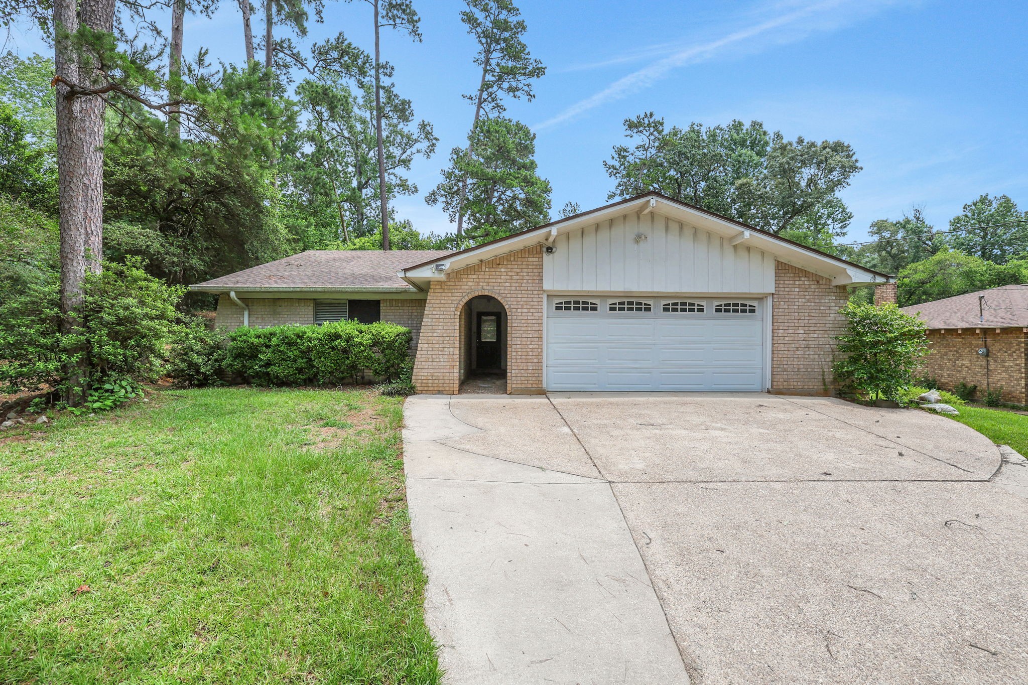 113 Hillendale Drive Property Photo 1