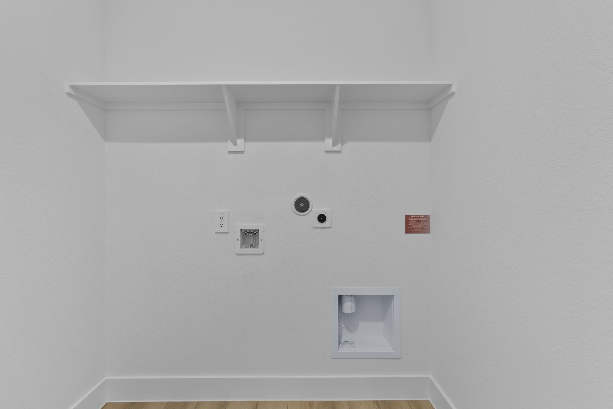 4525 Iguaza Falls Drive Property Photo 9