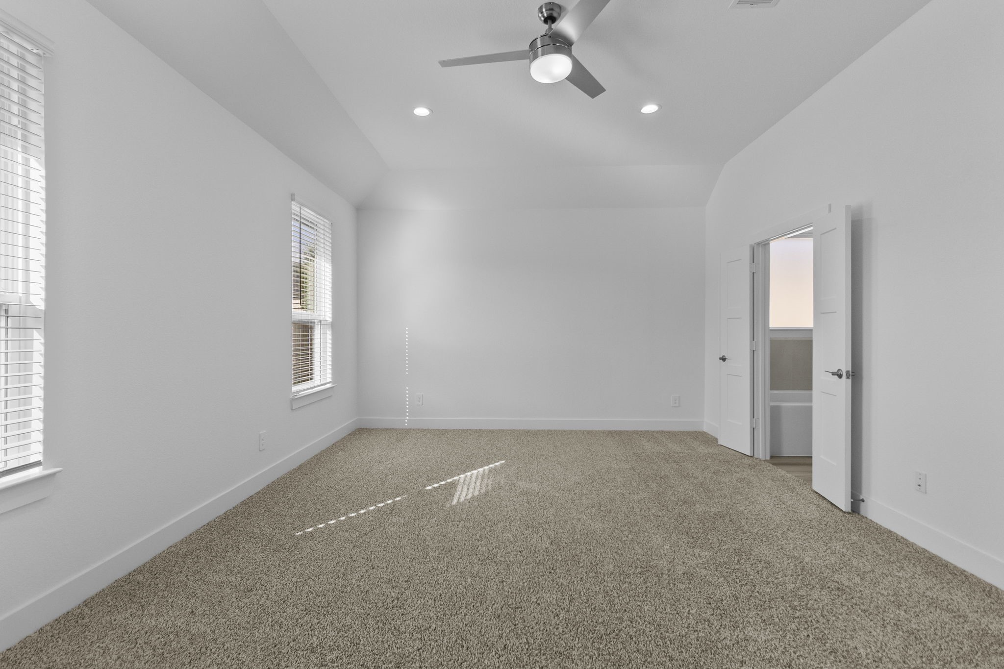 4525 Iguaza Falls Drive Property Photo 16