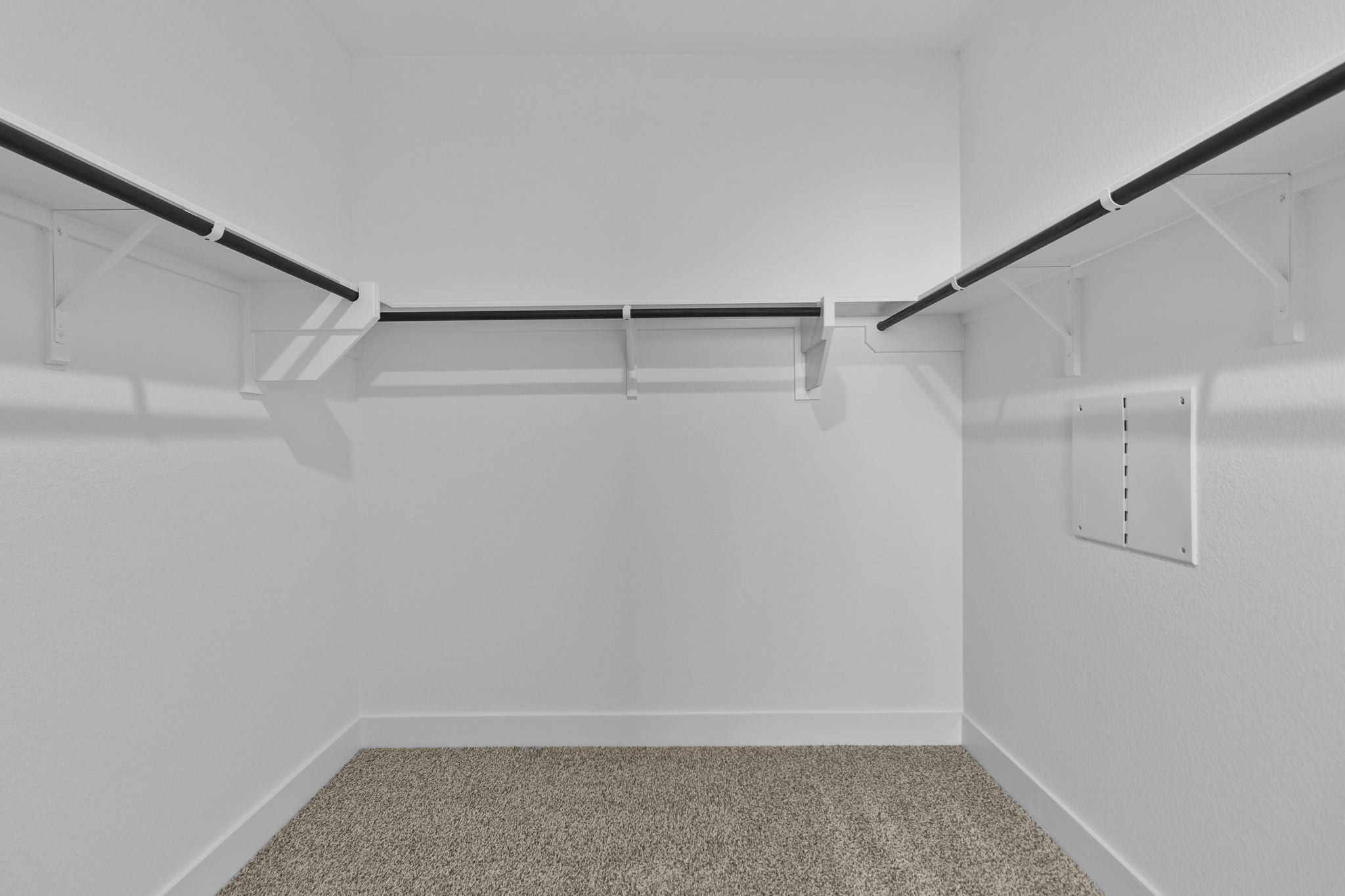 4525 Iguaza Falls Drive Property Photo 21