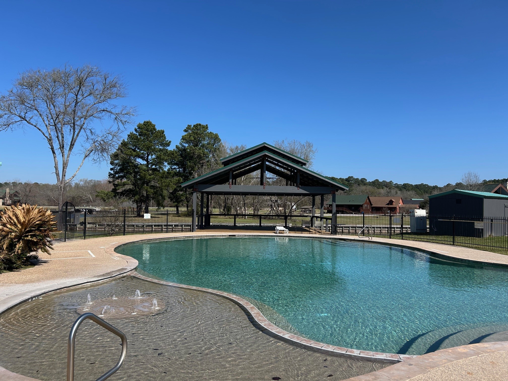 7 Wildwood Lake Drive Property Photo 2