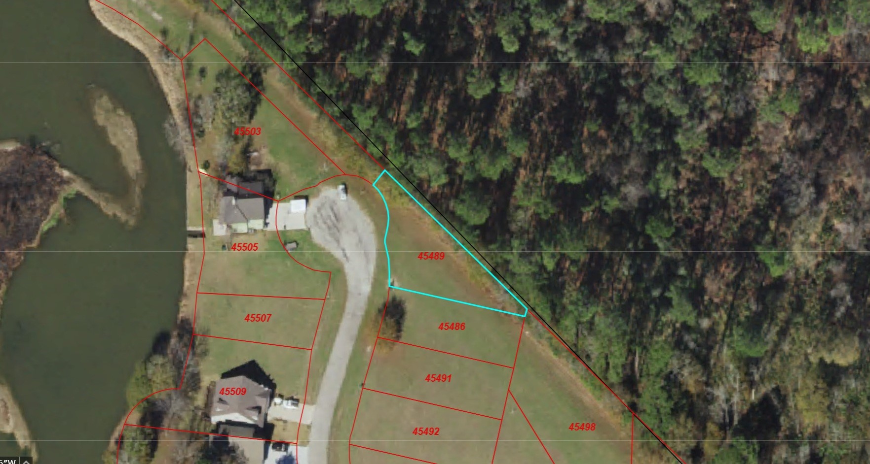7 Wildwood Lake Drive Property Photo 16