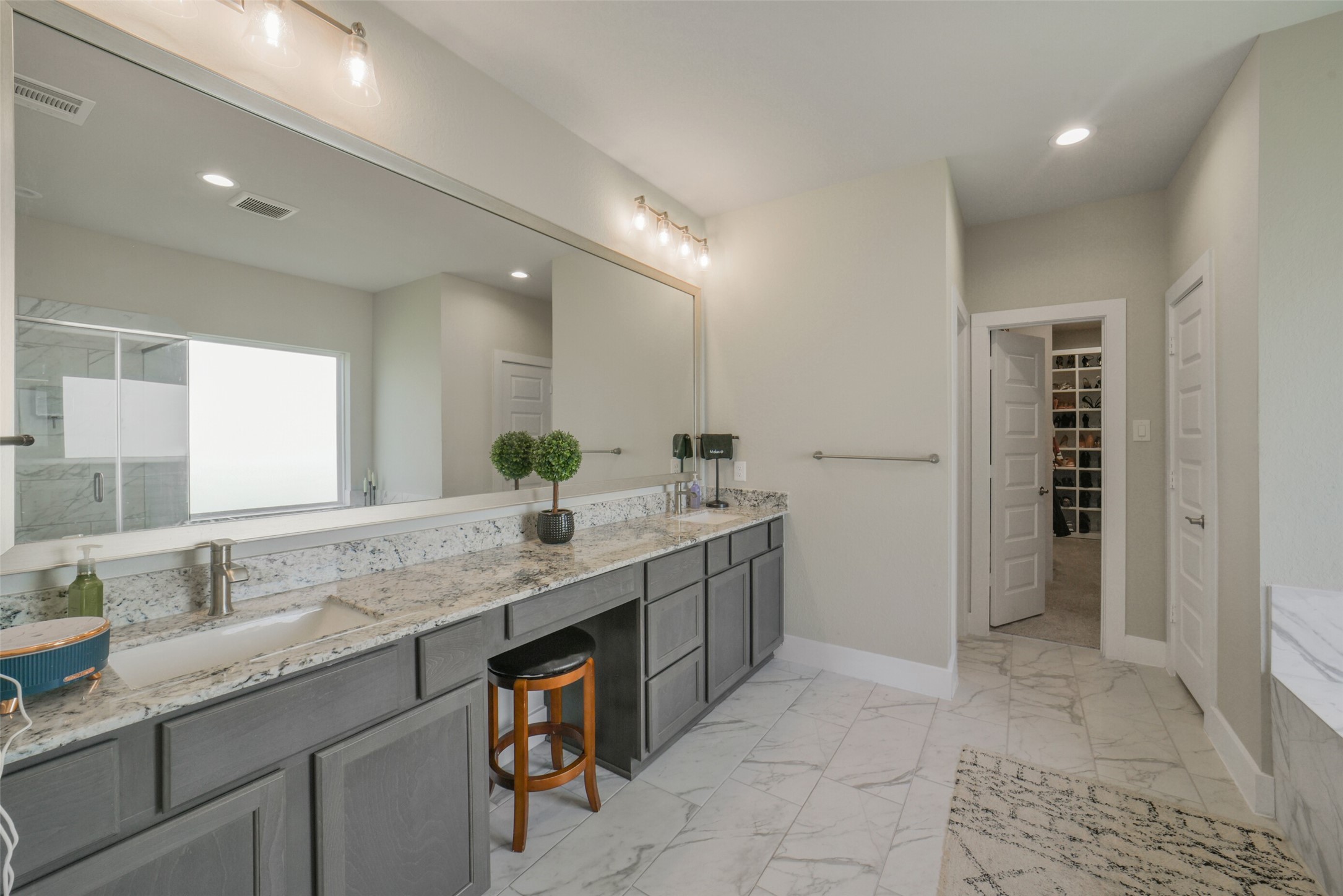 23610 Iris Field Court Property Photo 18