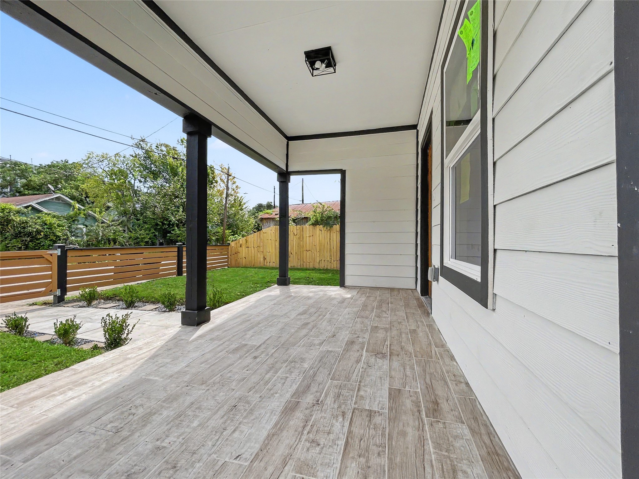 2307 Chestnut Street Property Photo 5