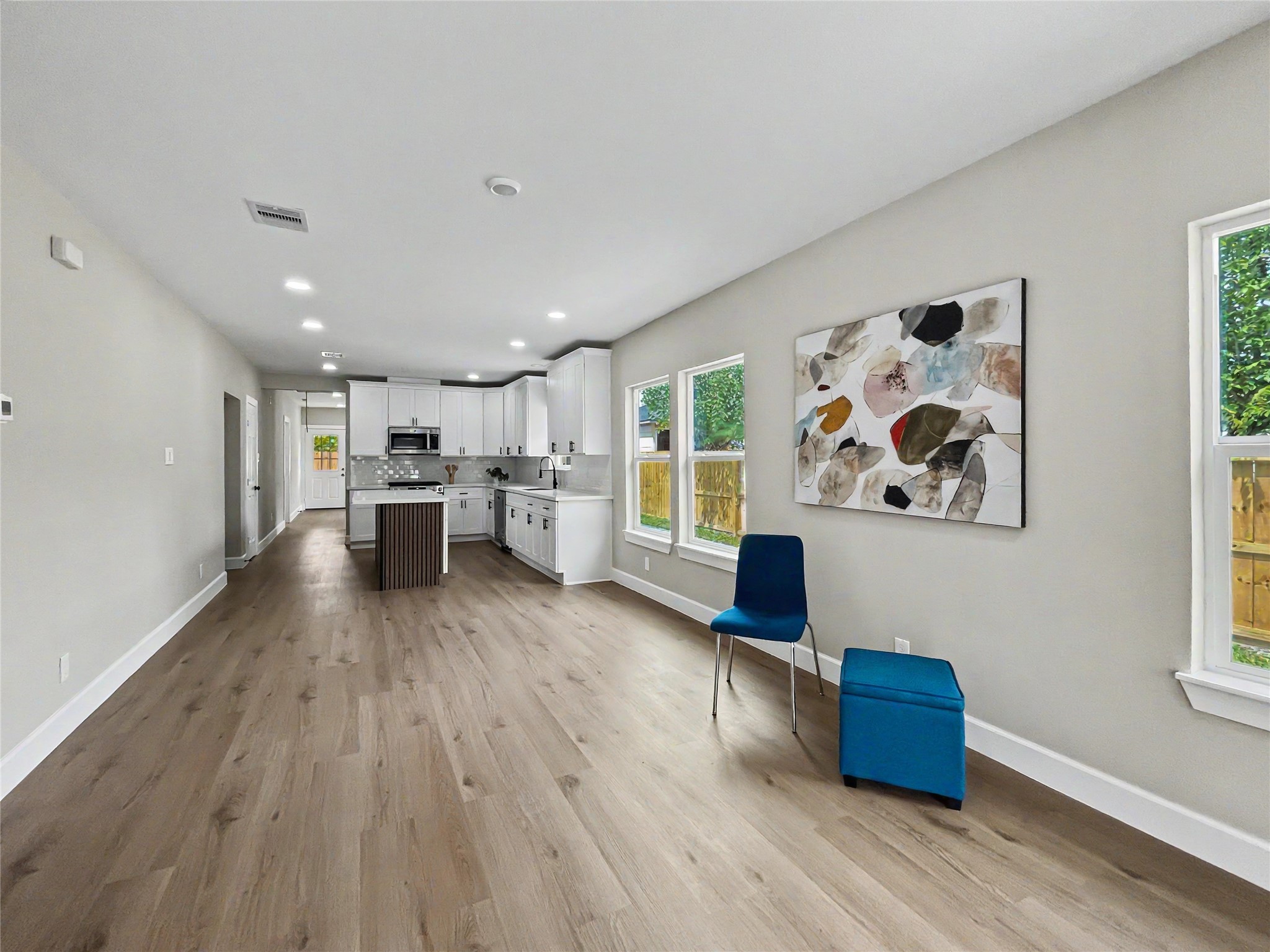 2307 Chestnut Street Property Photo 7