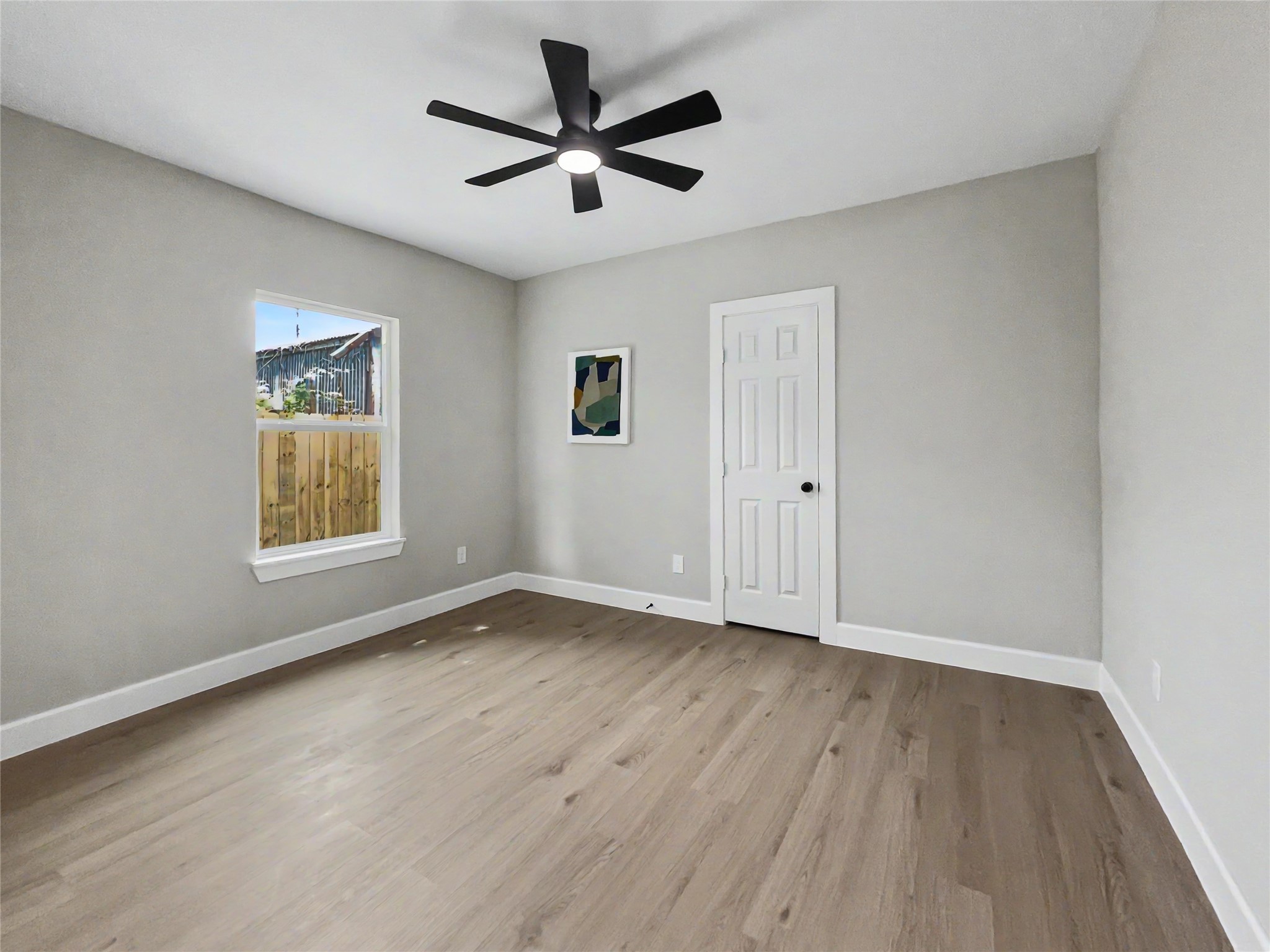 2307 Chestnut Street Property Photo 20