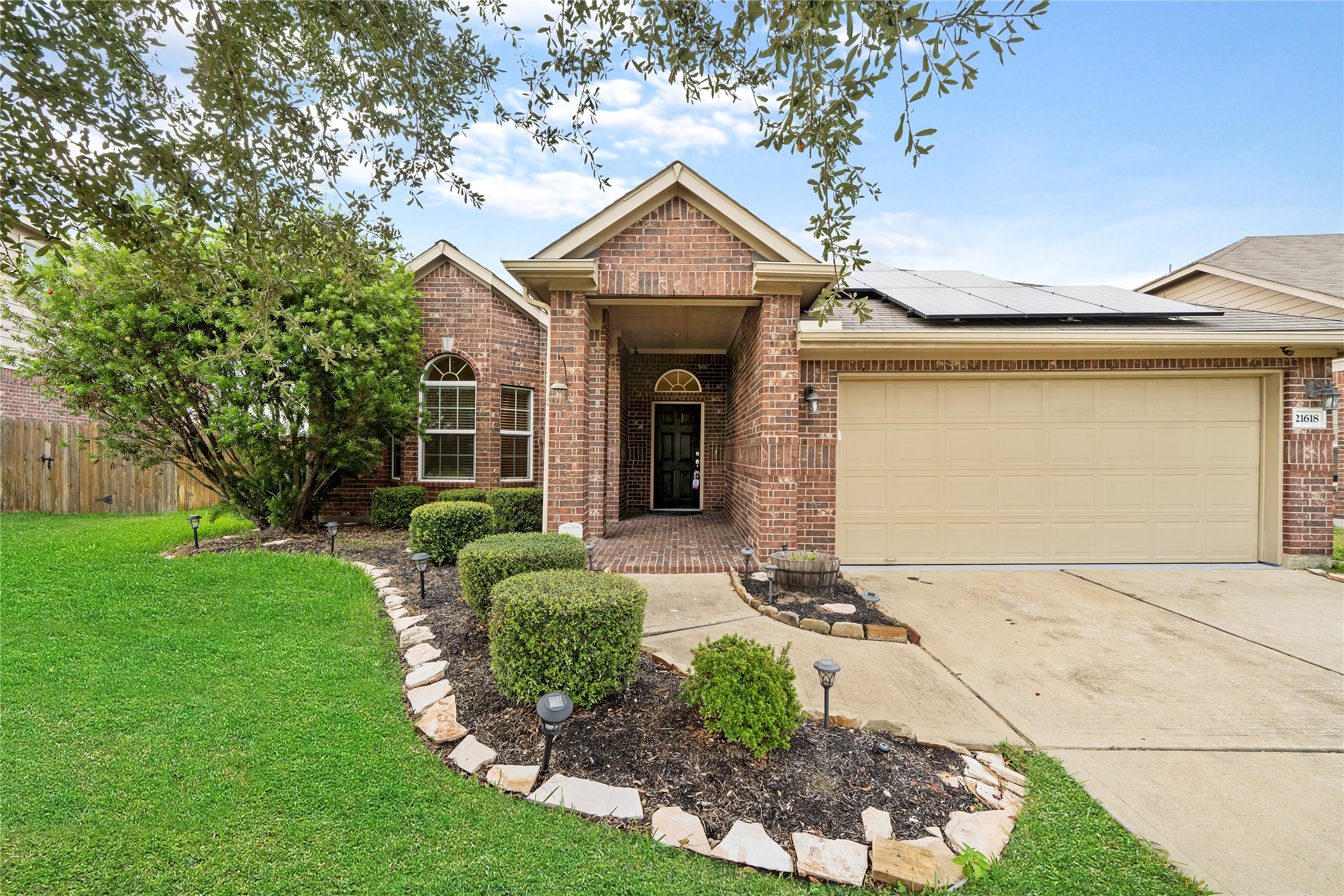 21618 Ivory Gate Lane Property Photo 1