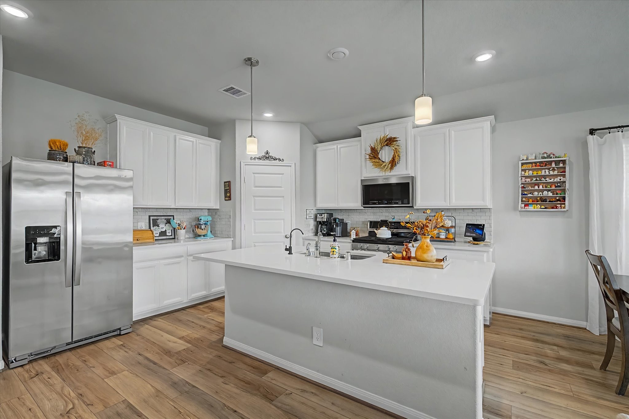 10842 Cliffs View Drive Property Photo 14