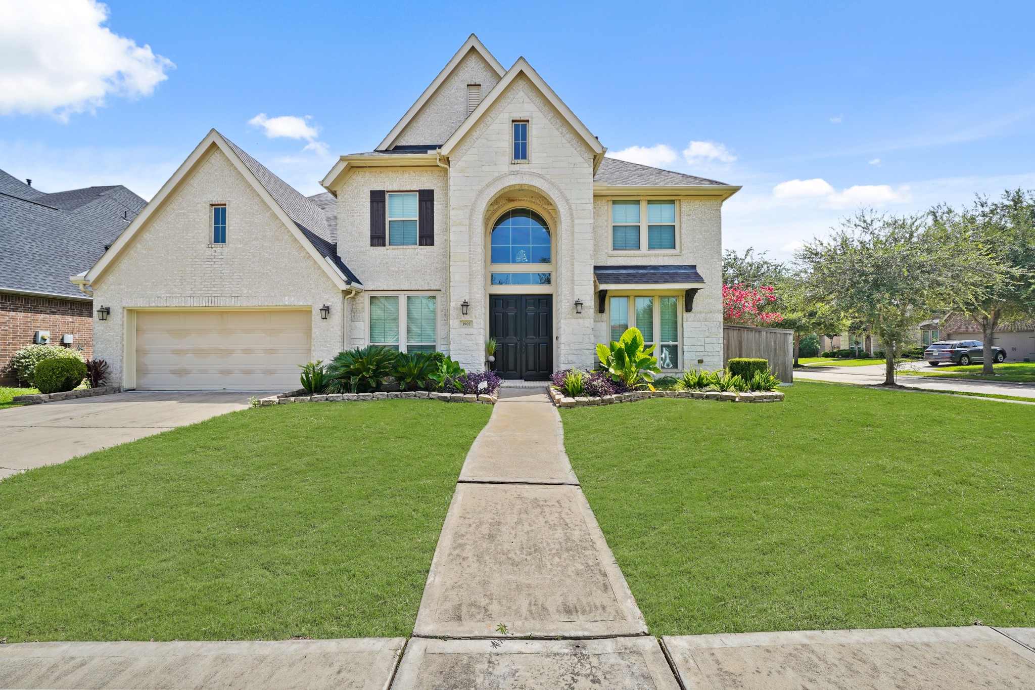 3902 Birch Vale Lane Property Photo 1