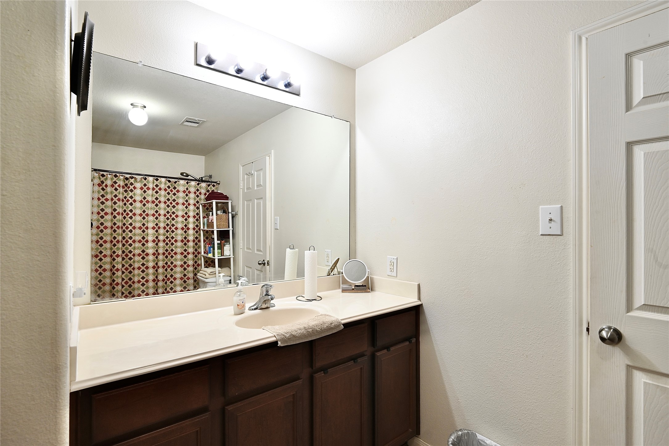 6926 Chessgate Falls Ln Property Photo 14