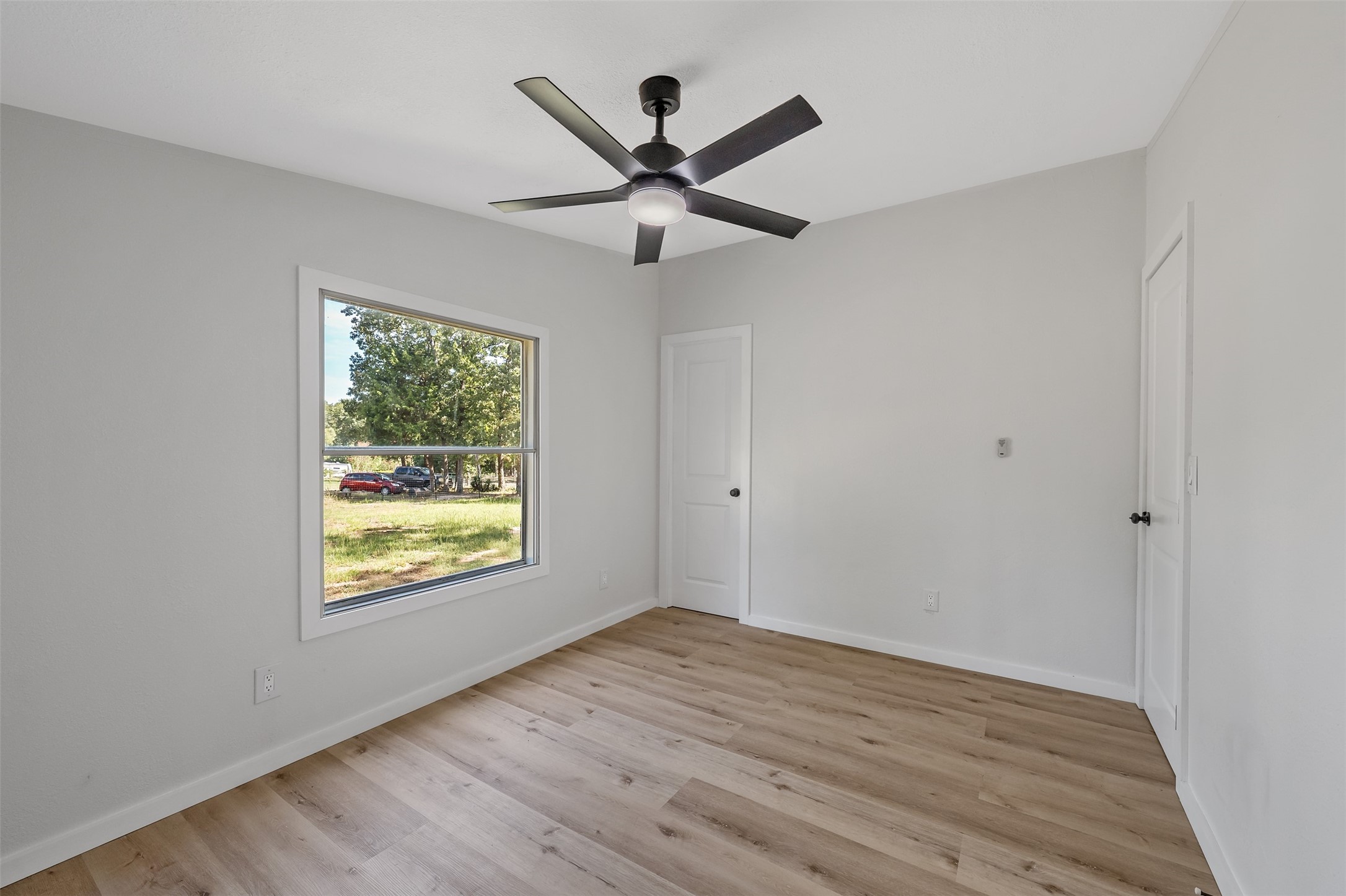 180 County Road 4251 Property Photo 16
