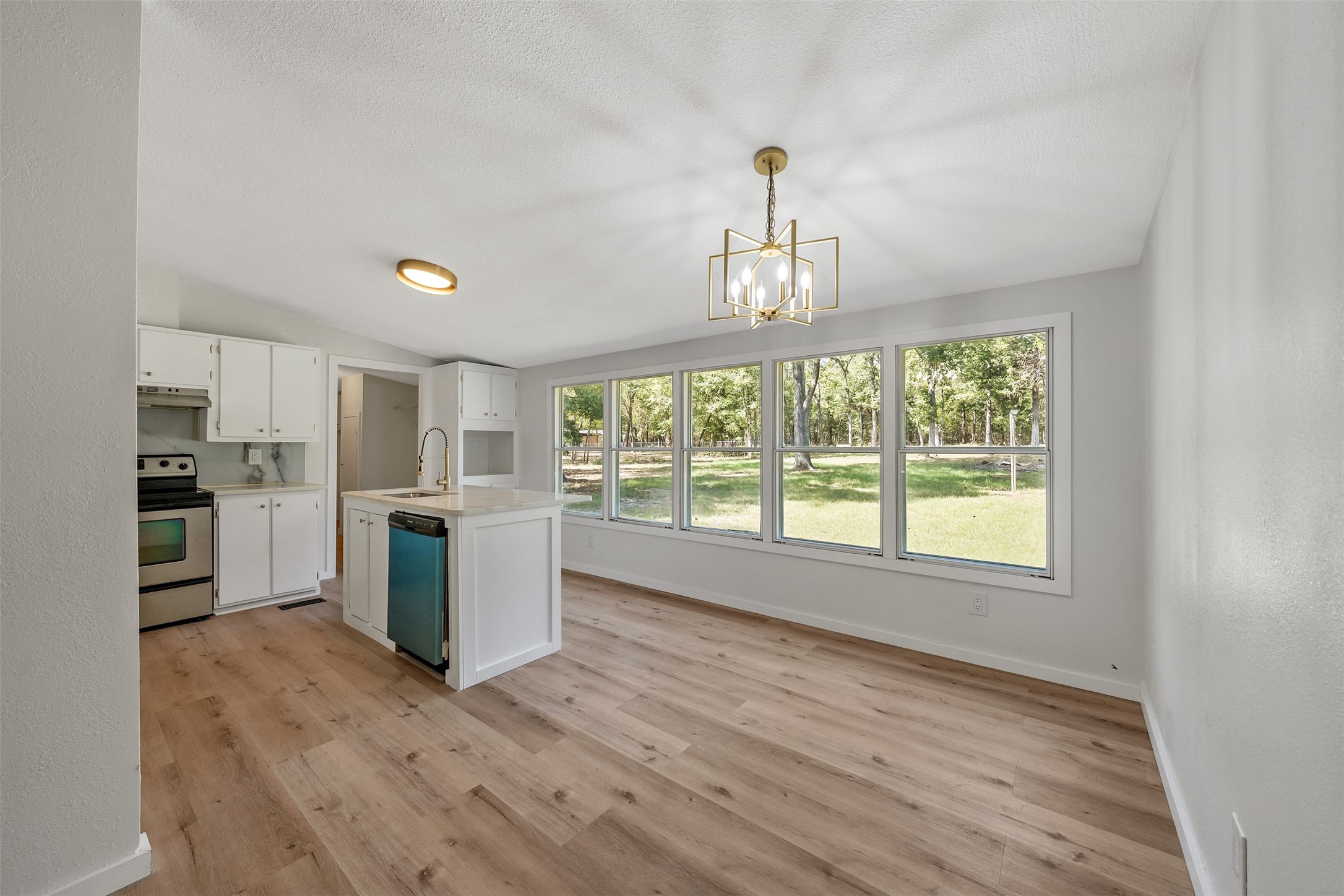 180 County Road 4251 Property Photo 21