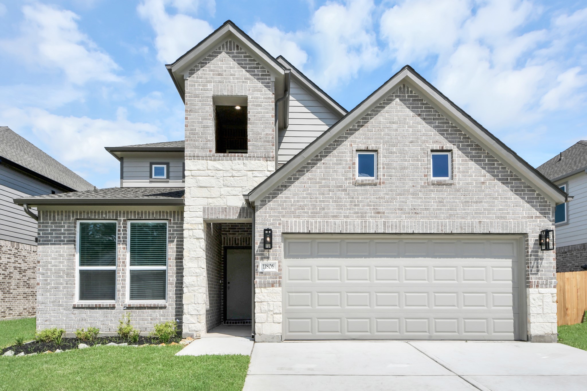 11806 Royal Willow Lane Property Photo 3