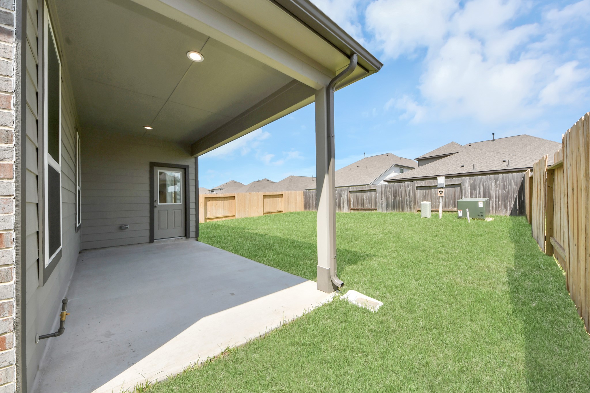 11806 Royal Willow Lane Property Photo 32