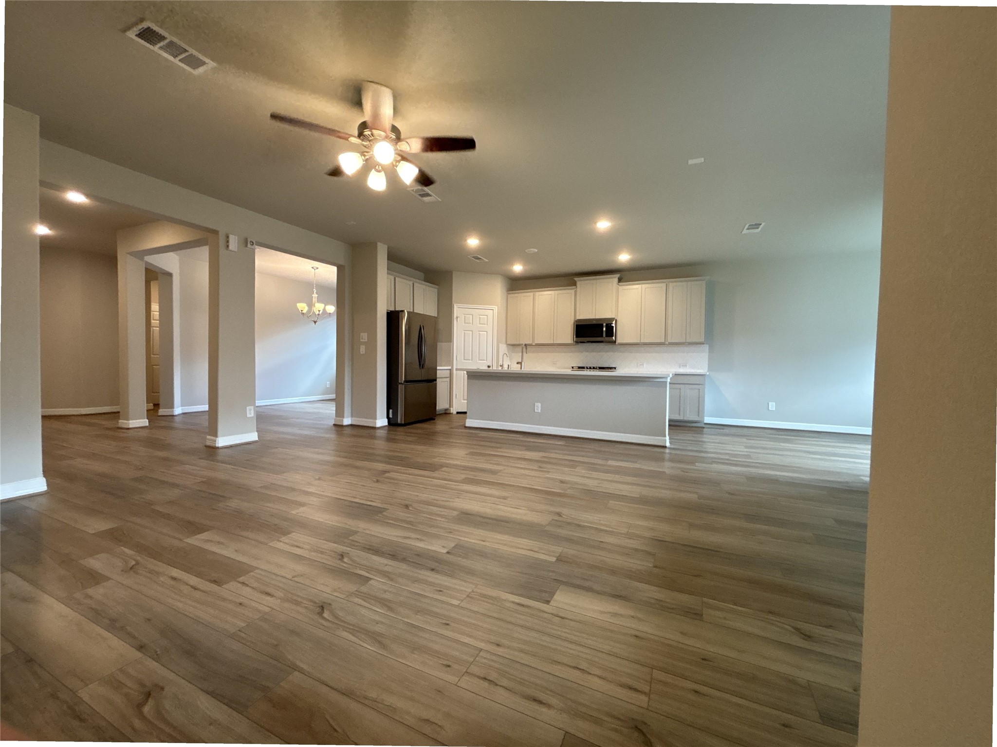 2913 Cliff Ridge Lane Property Photo 9