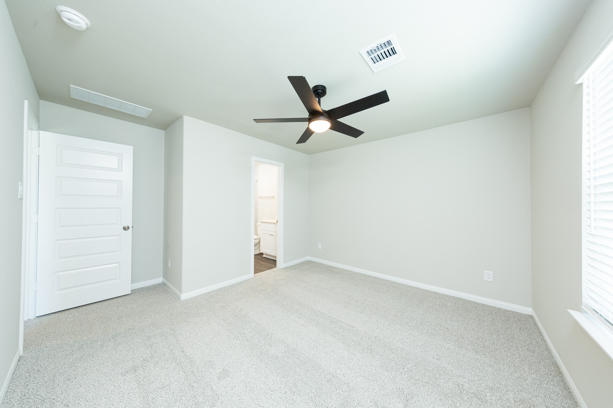 22799 American Kestrel Court Property Photo 8