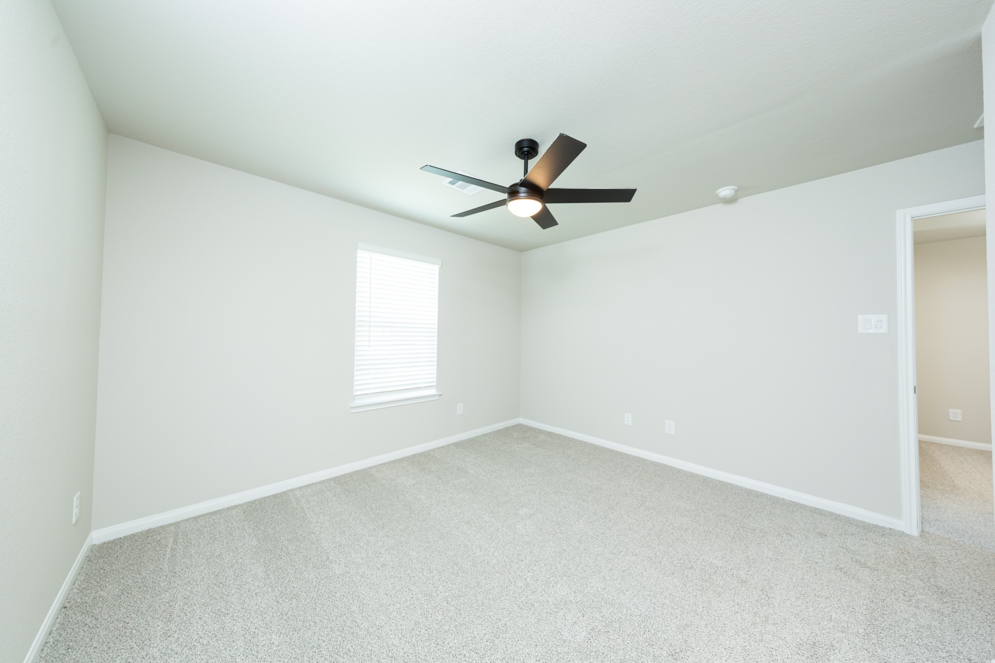 22799 American Kestrel Court Property Photo 9