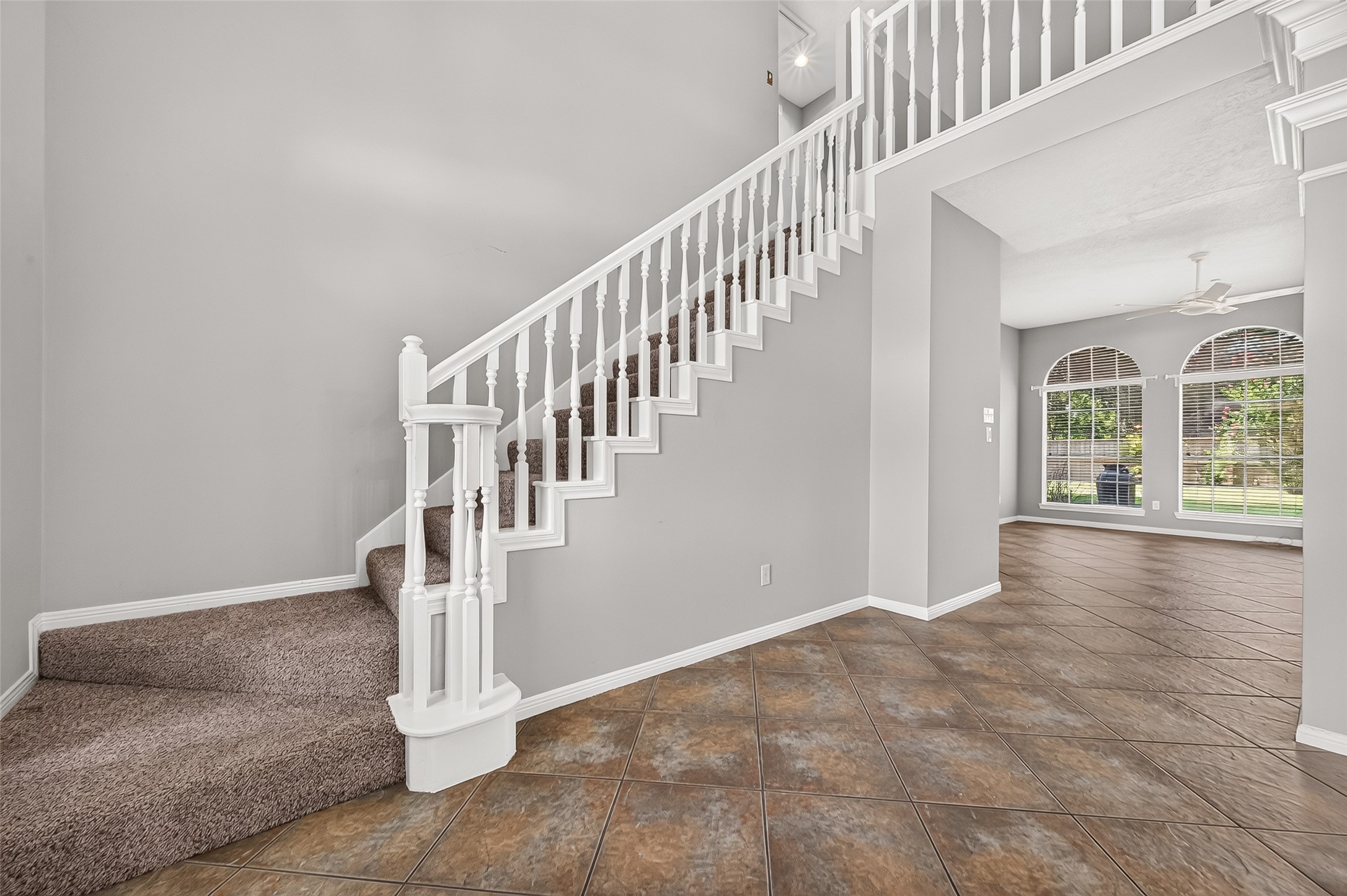 2106 Avenida La Quinta Street Property Photo 5