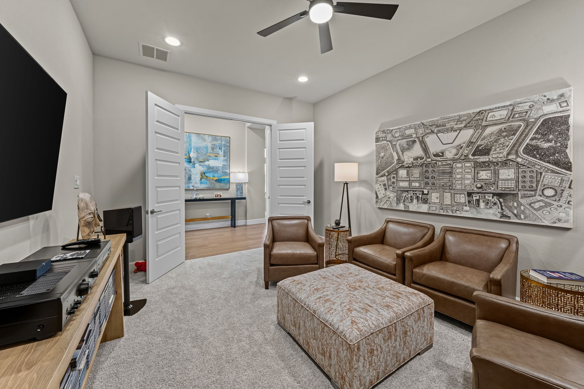 4503 Woodgate Court Property Photo 12