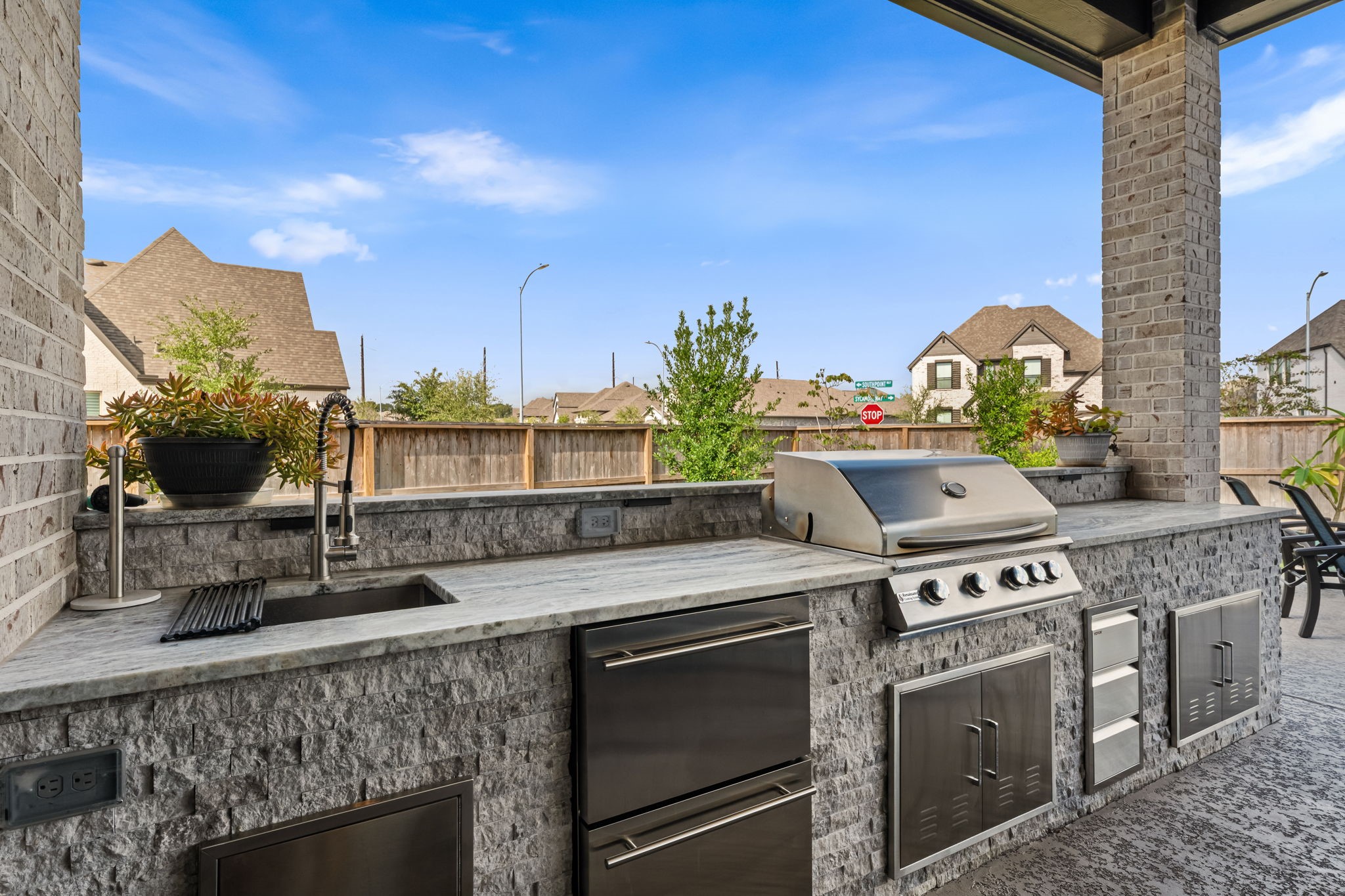 4503 Woodgate Court Property Photo 46