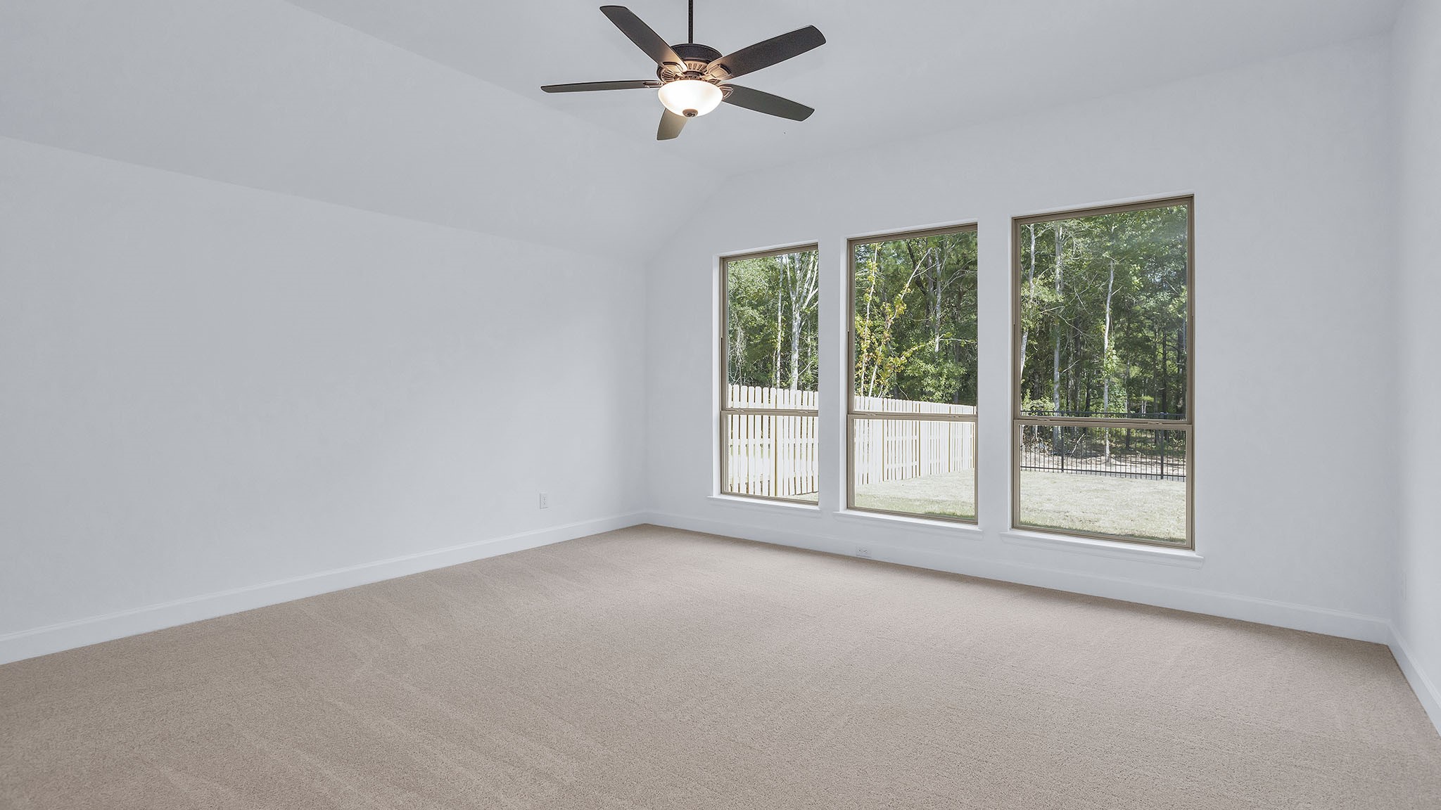 1914 Langford Street Property Photo 11