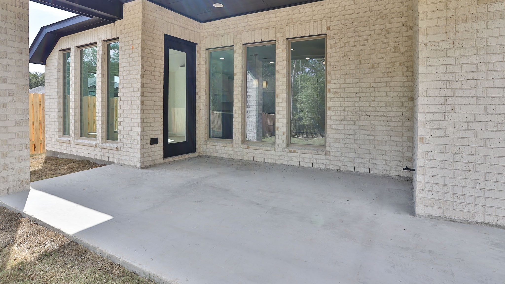 1914 Langford Street Property Photo 21