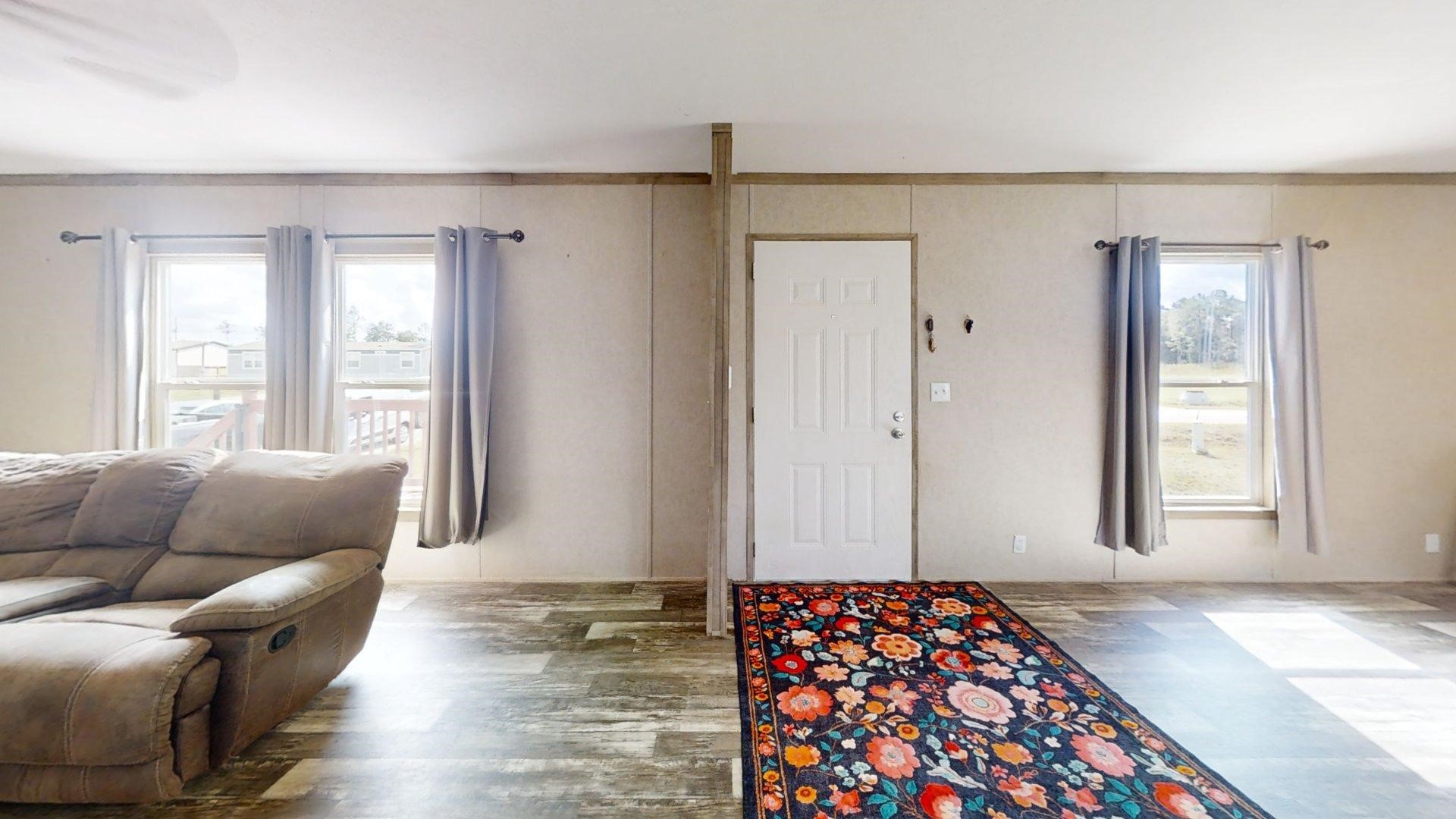 12818 Philmore Lane Property Photo 4