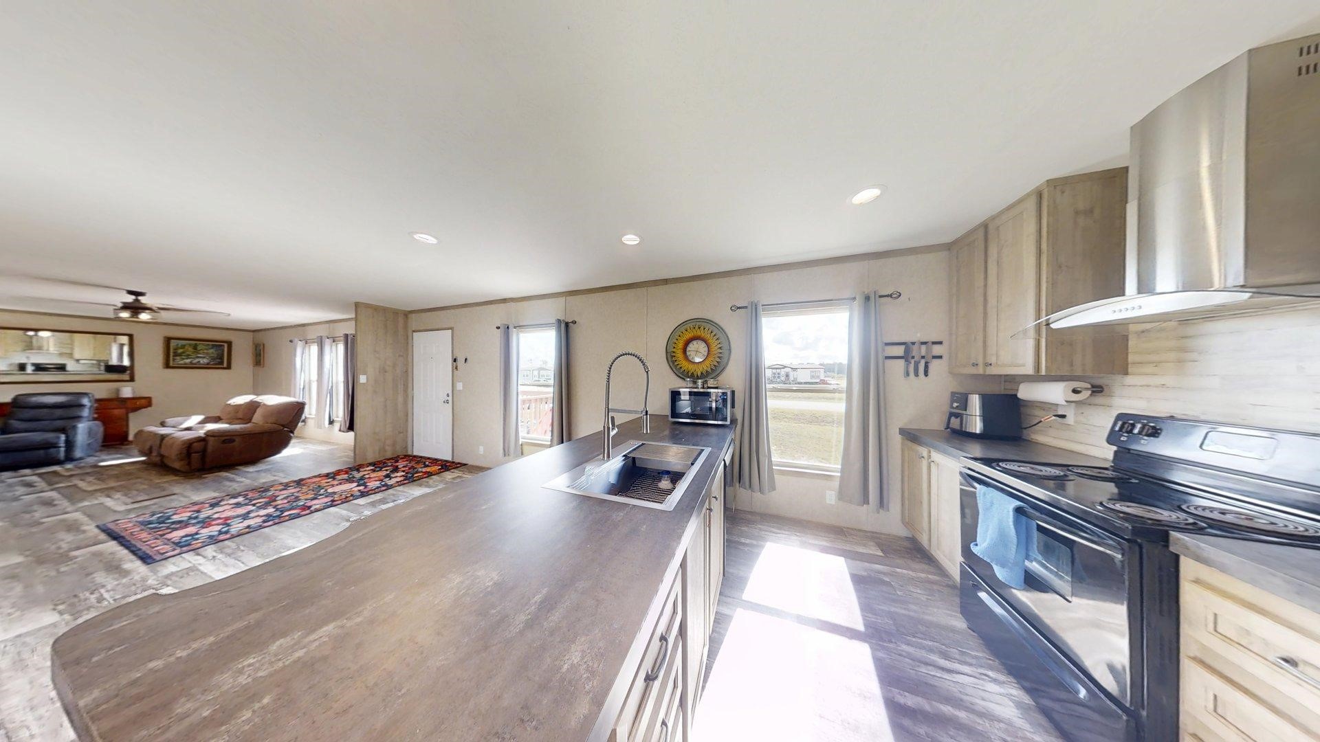 12818 Philmore Lane Property Photo 8