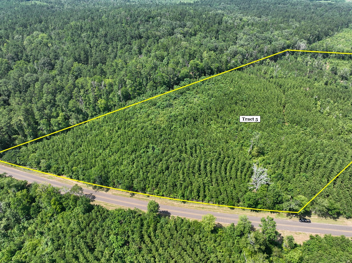 05 State Road 35 Property Photo 1