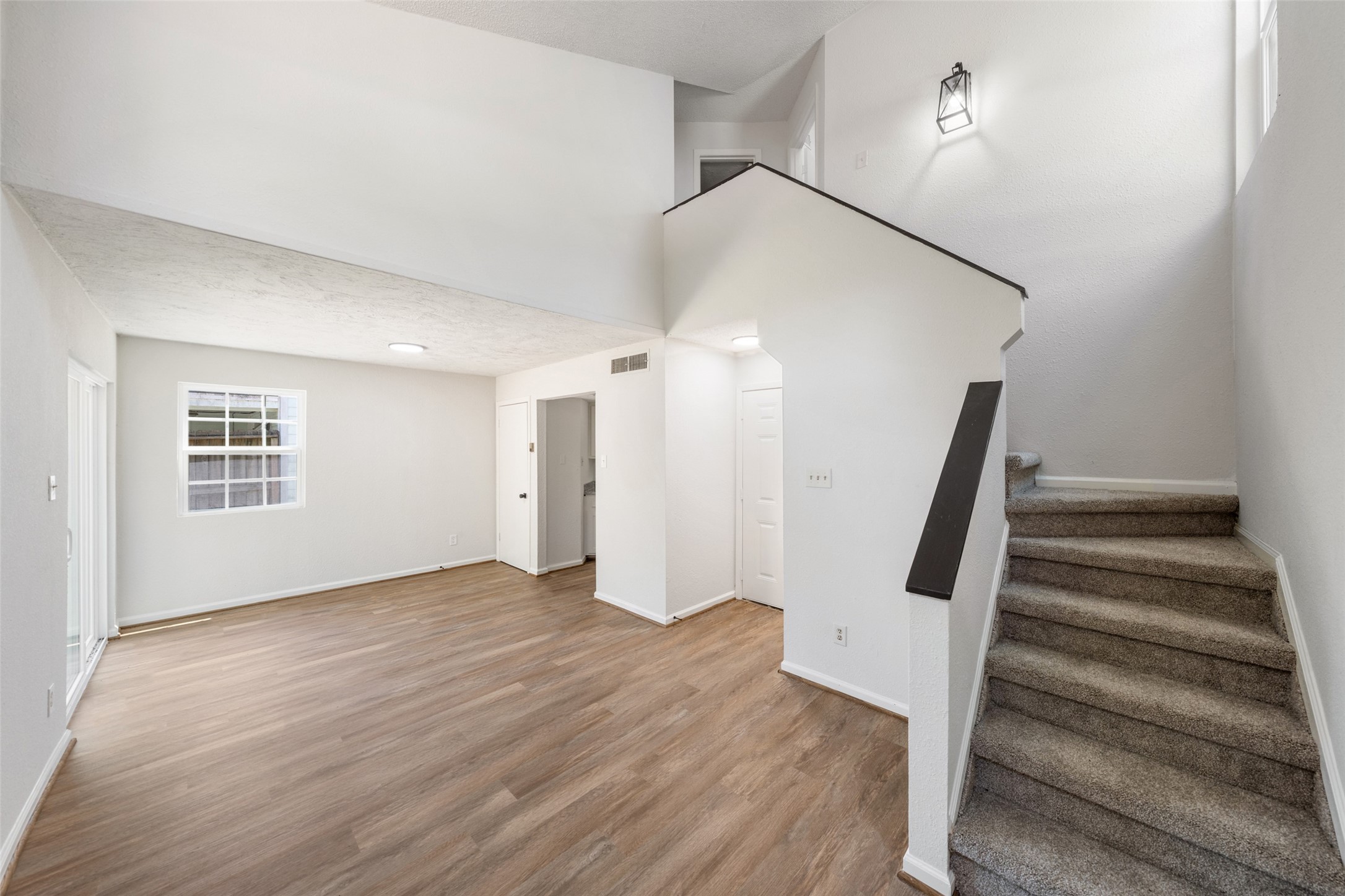 26608 Quail Court Property Photo 4