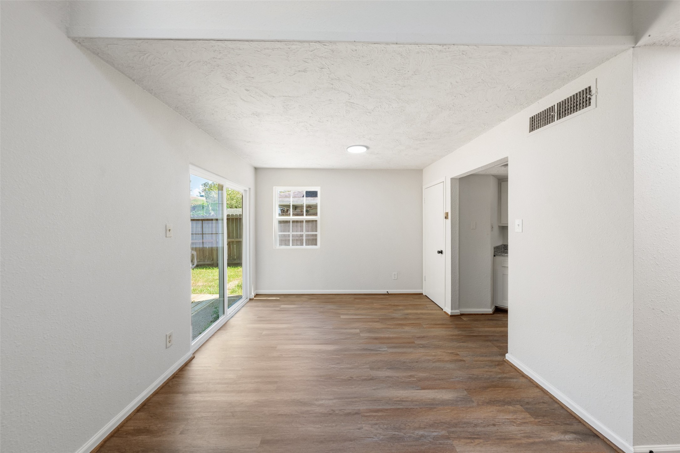 26608 Quail Court Property Photo 6