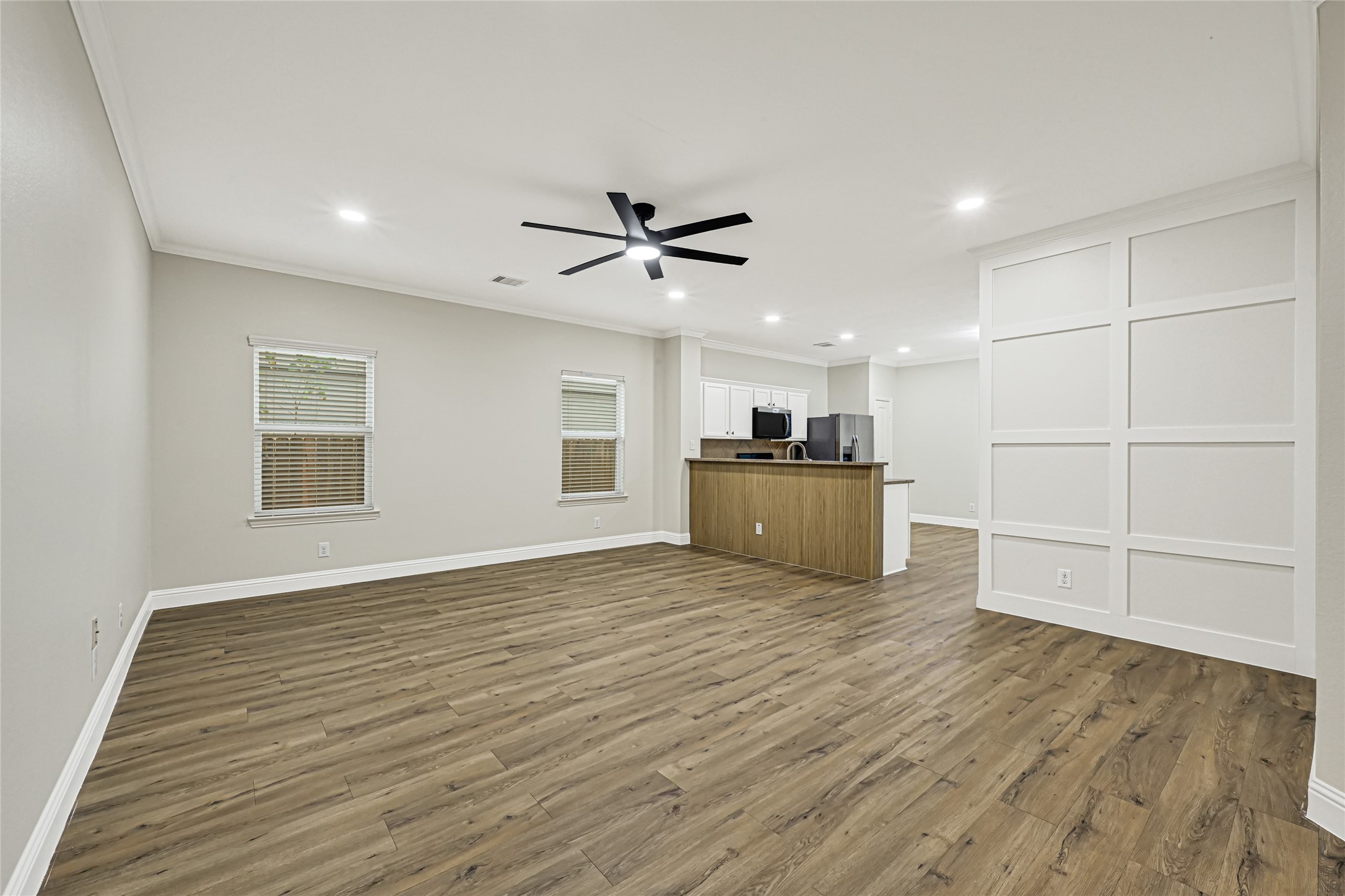 11015 Harston Drive Property Photo 8