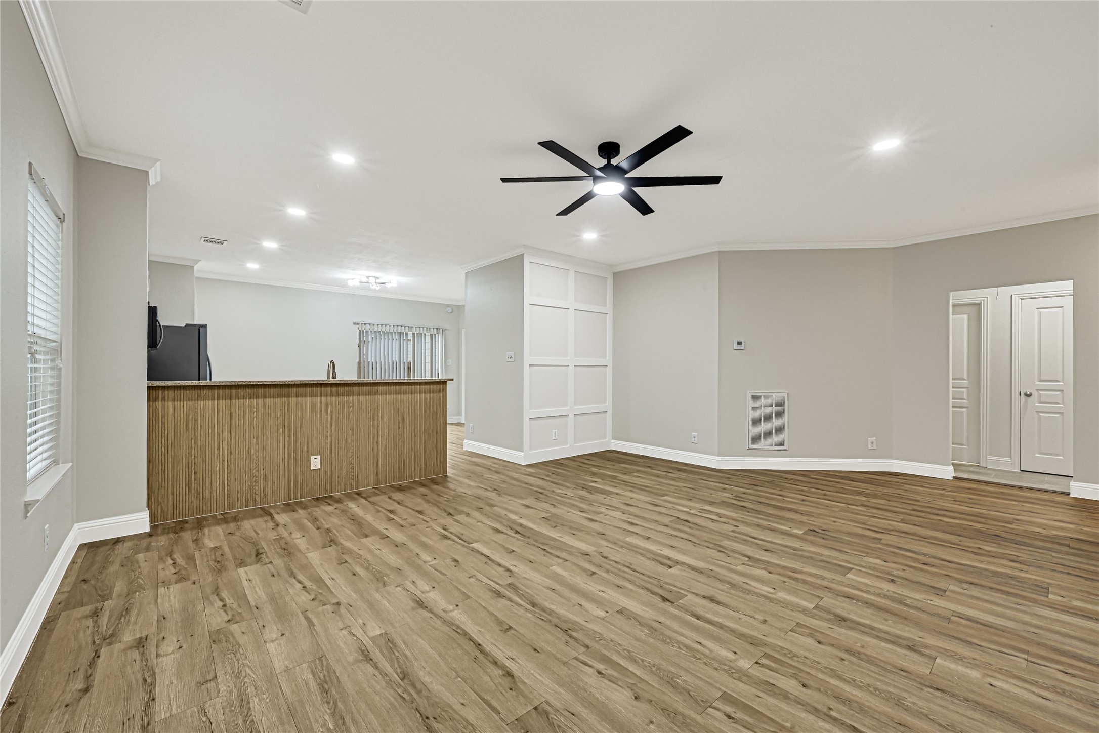 11015 Harston Drive Property Photo 9