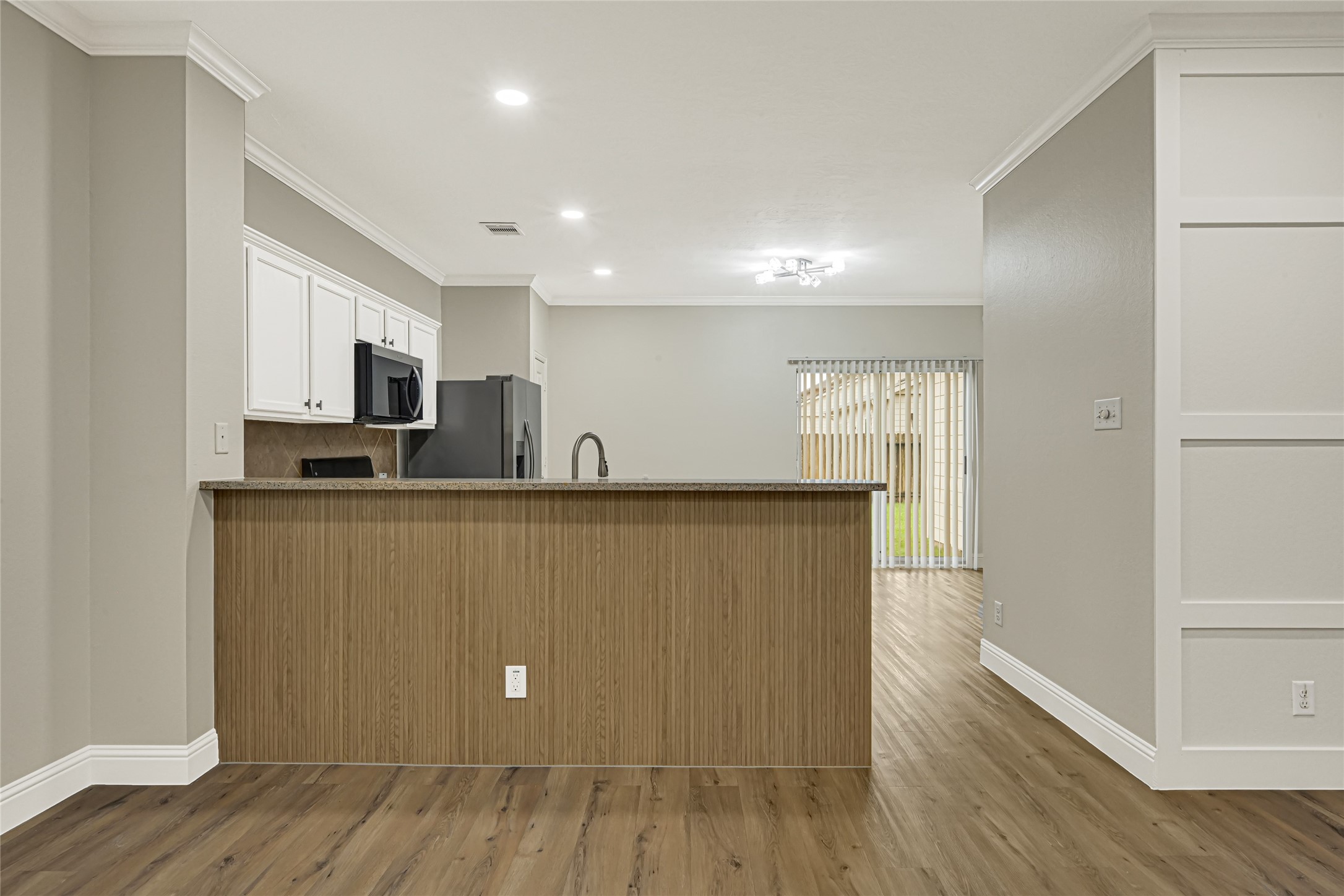 11015 Harston Drive Property Photo 11
