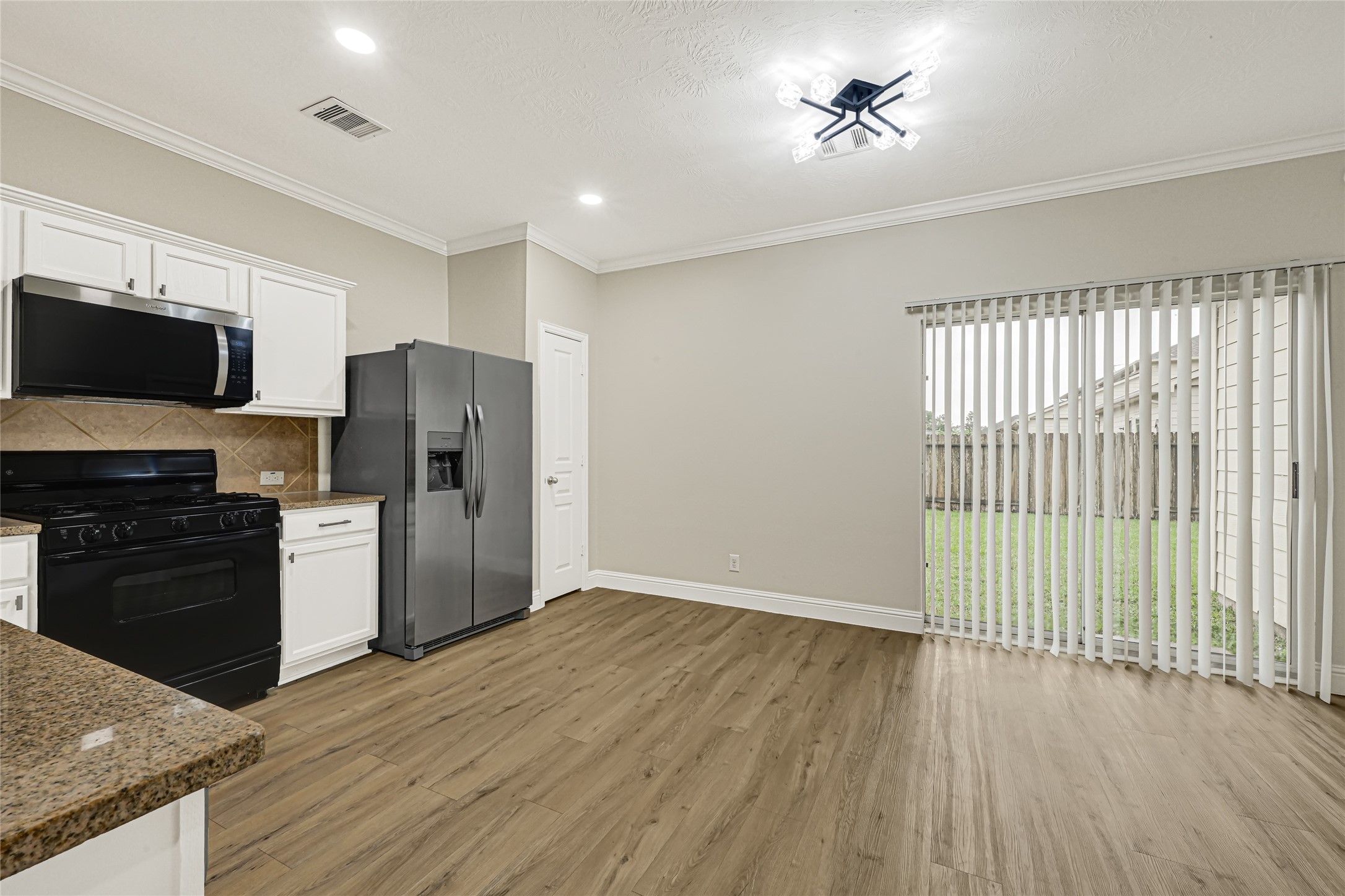 11015 Harston Drive Property Photo 14