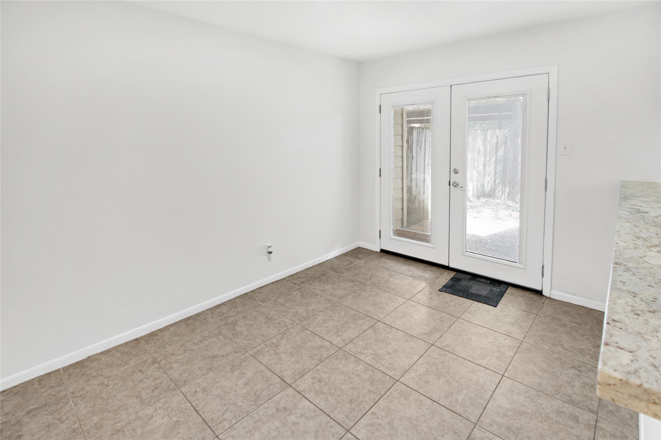 1500 Sandy Springs 69 Property Photo 6