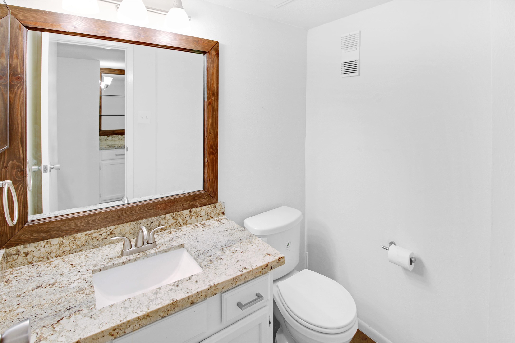 1500 Sandy Springs 69 Property Photo 12