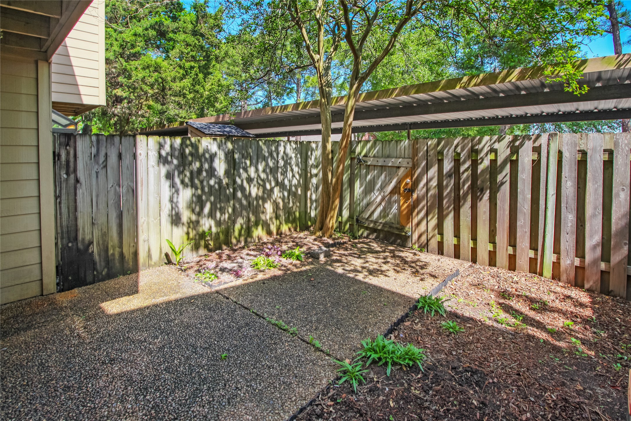 1500 Sandy Springs 69 Property Photo 24