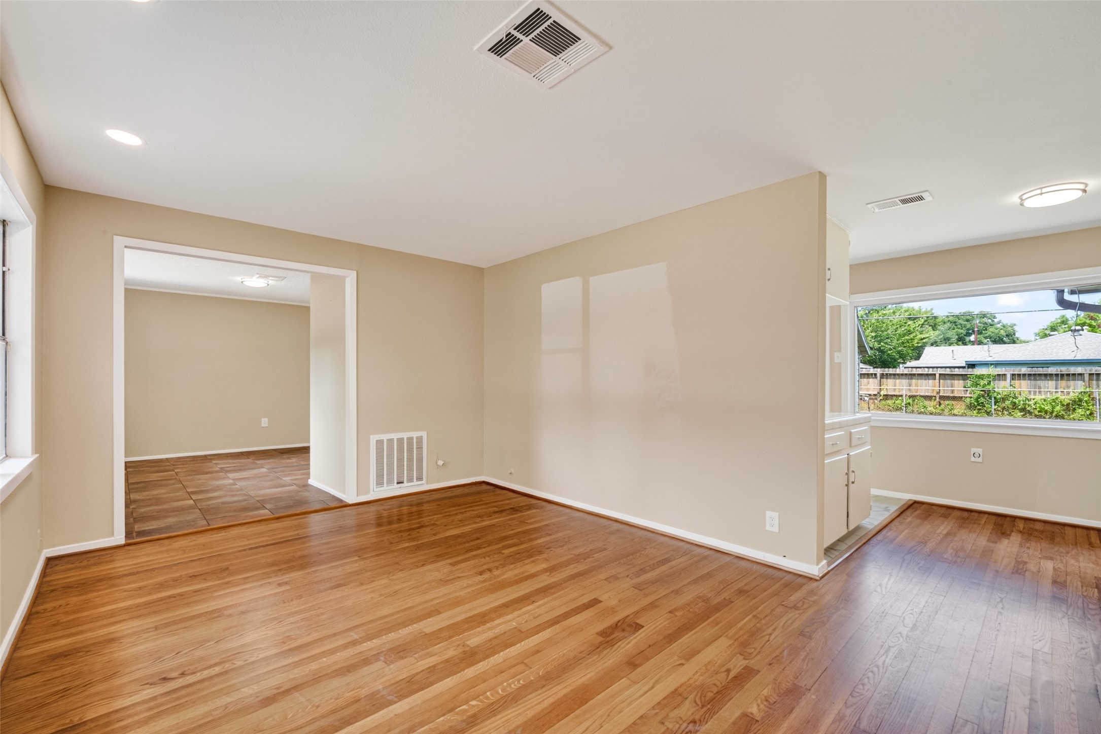 6610 Barney Road Property Photo 8