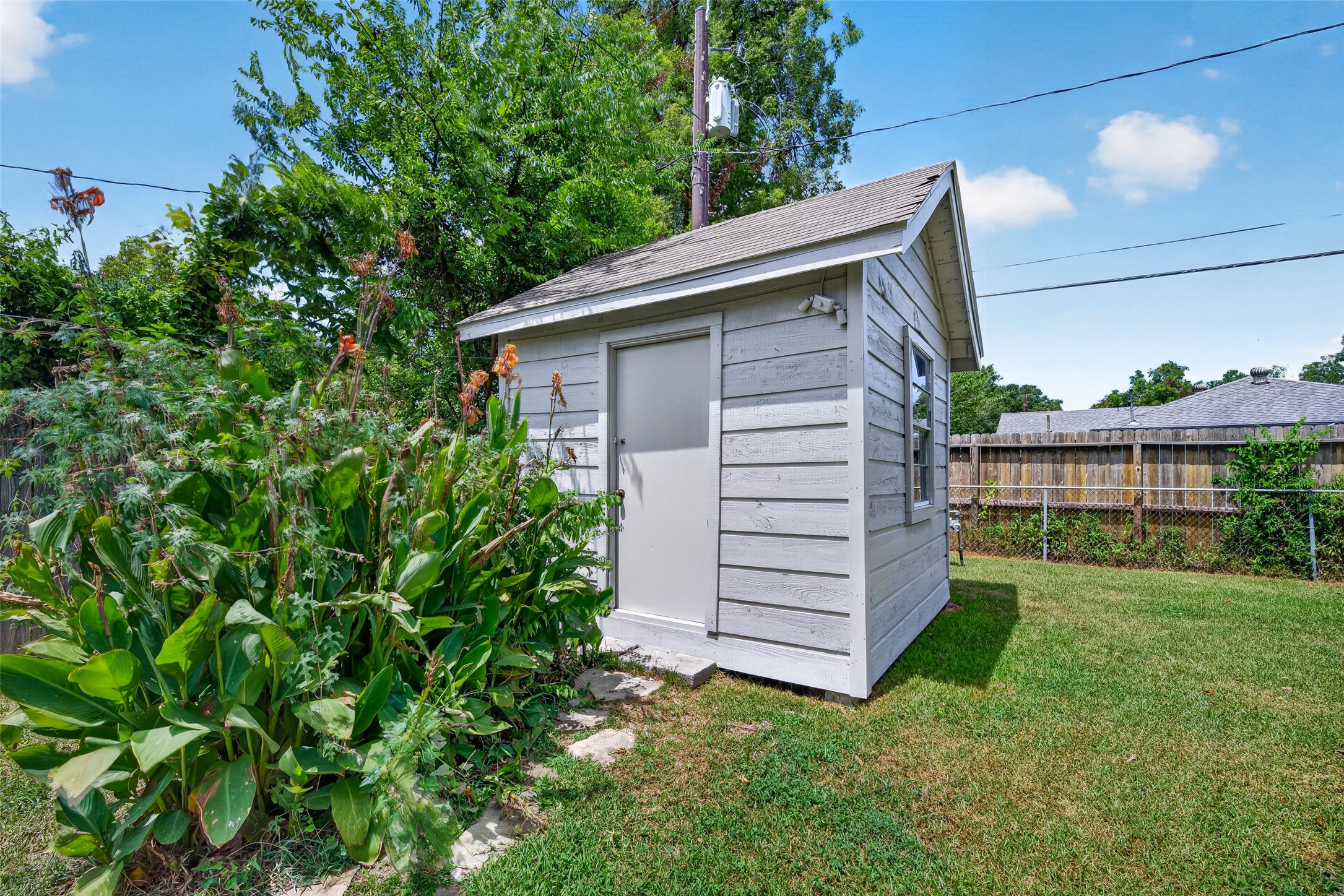 6610 Barney Road Property Photo 25